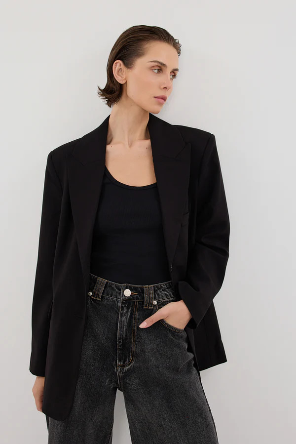HARLEY BLACK OVERSIZED BOYFRIEND BLAZER | DISSH