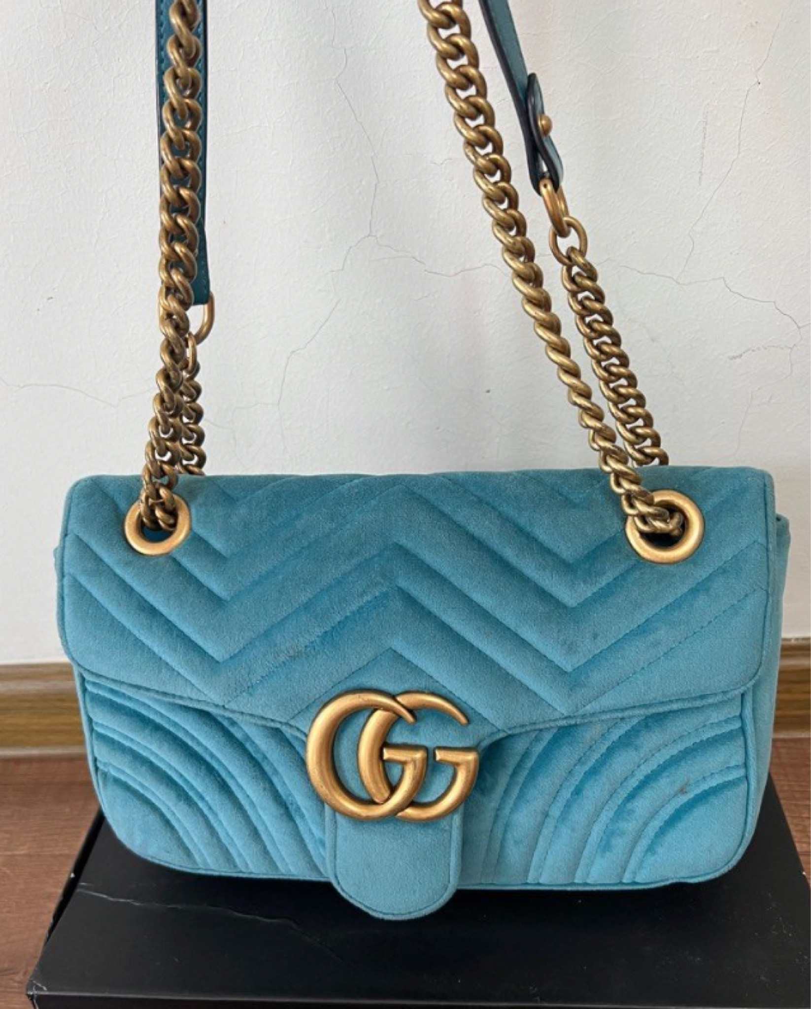 Gucci velvet marmont 🖤 Under $40 https://bit.ly/3jpnscL #dhgate dhgate 

#LTKSale #LTKitbag #LTKunder50