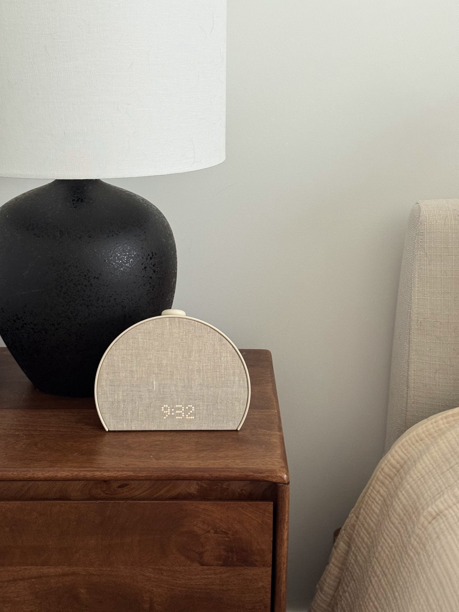 Nightstand essentials lately 🤎

The Hatch baby sound machine + clock has been a game changer for sleep routines, paired with this Ashley Furniture nightstand and neutral lamp for a calm, cozy bedroom setup.


#LTKBaby #LTKmomlife #LTKHome