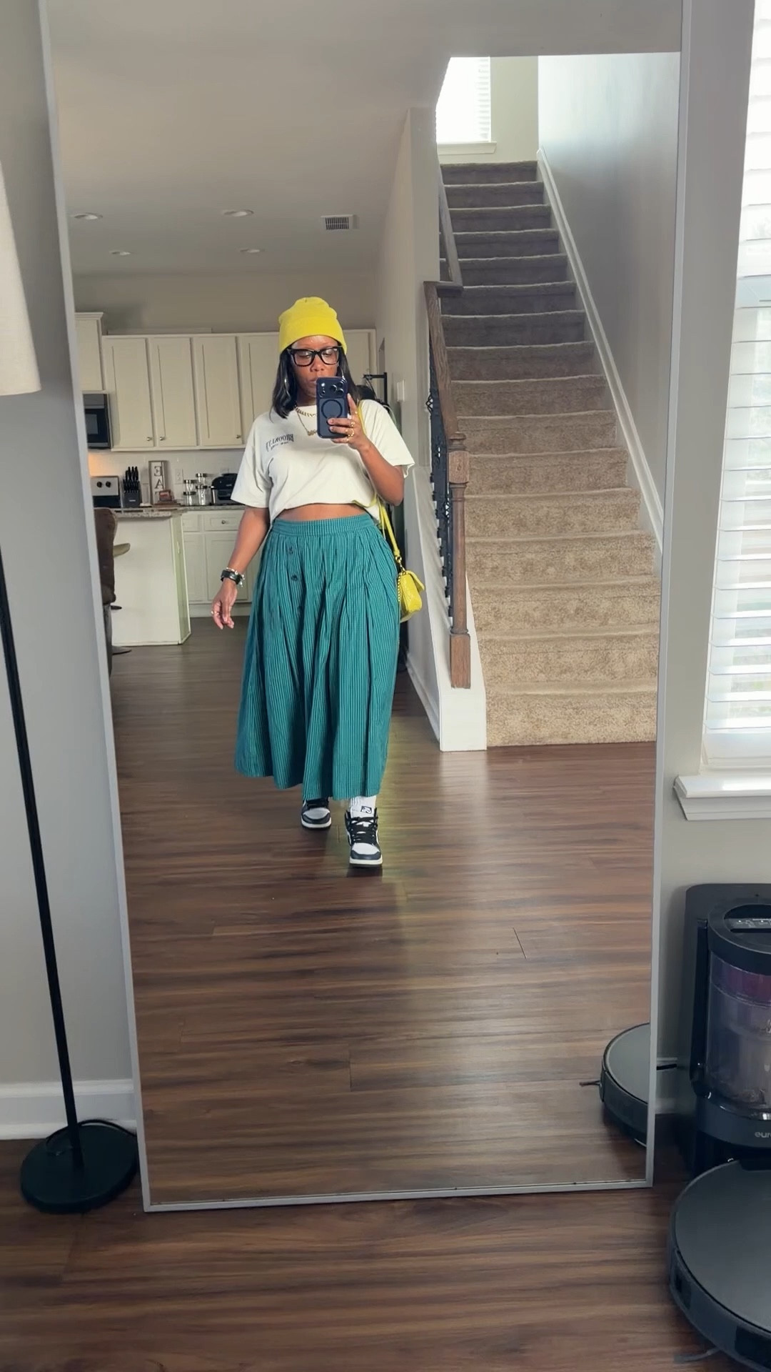 I can’t believe y’all really slept on this pleated maxi skirt. I styled it with a graphic tee, beanie, crossbody bag, and sneakers.

#LTKootd #LTKPetite #LTKOver40