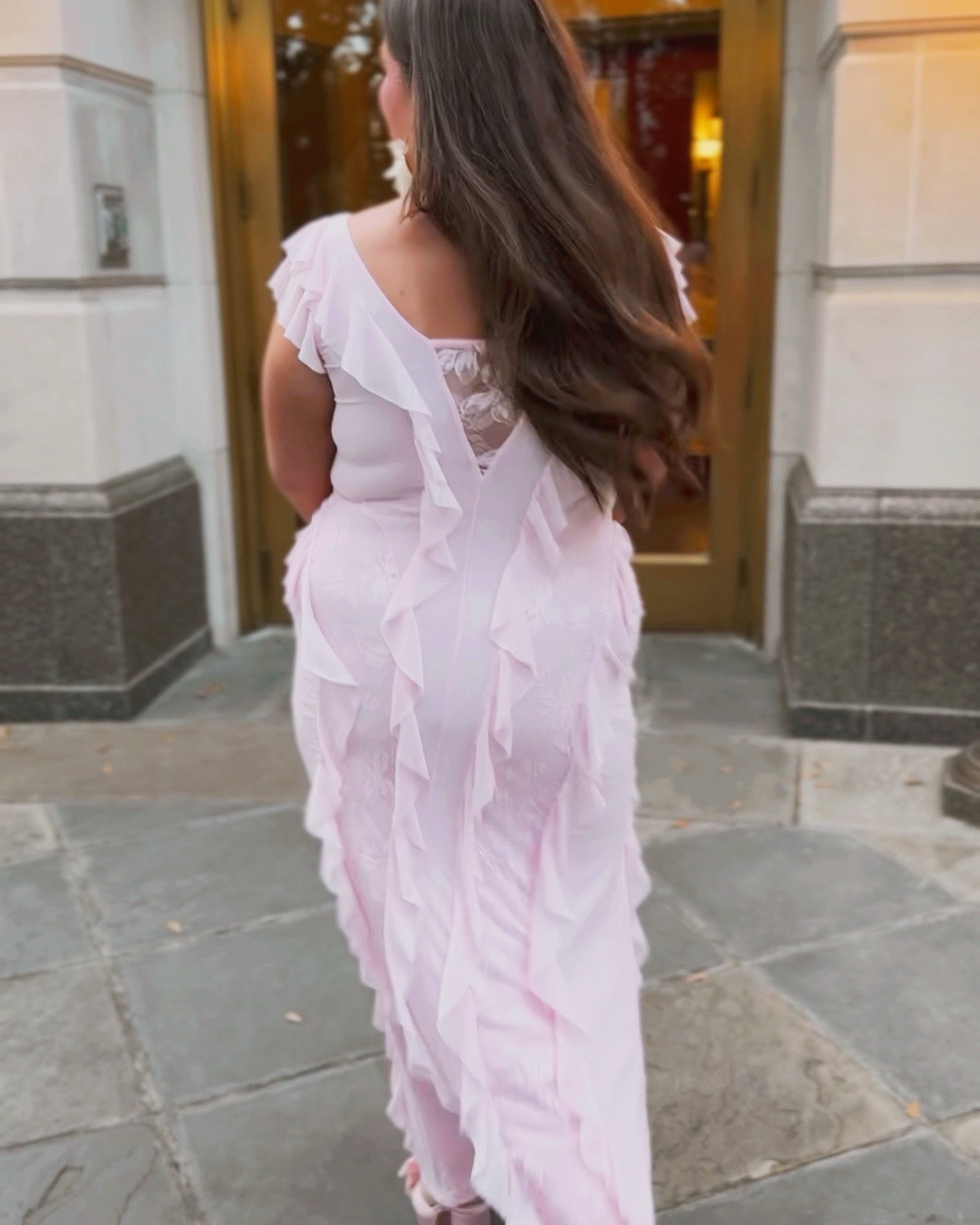 I wore this to the Charleston apartment association’s diamond awards last night and she was a hit!! I received so many compliments xoxo 