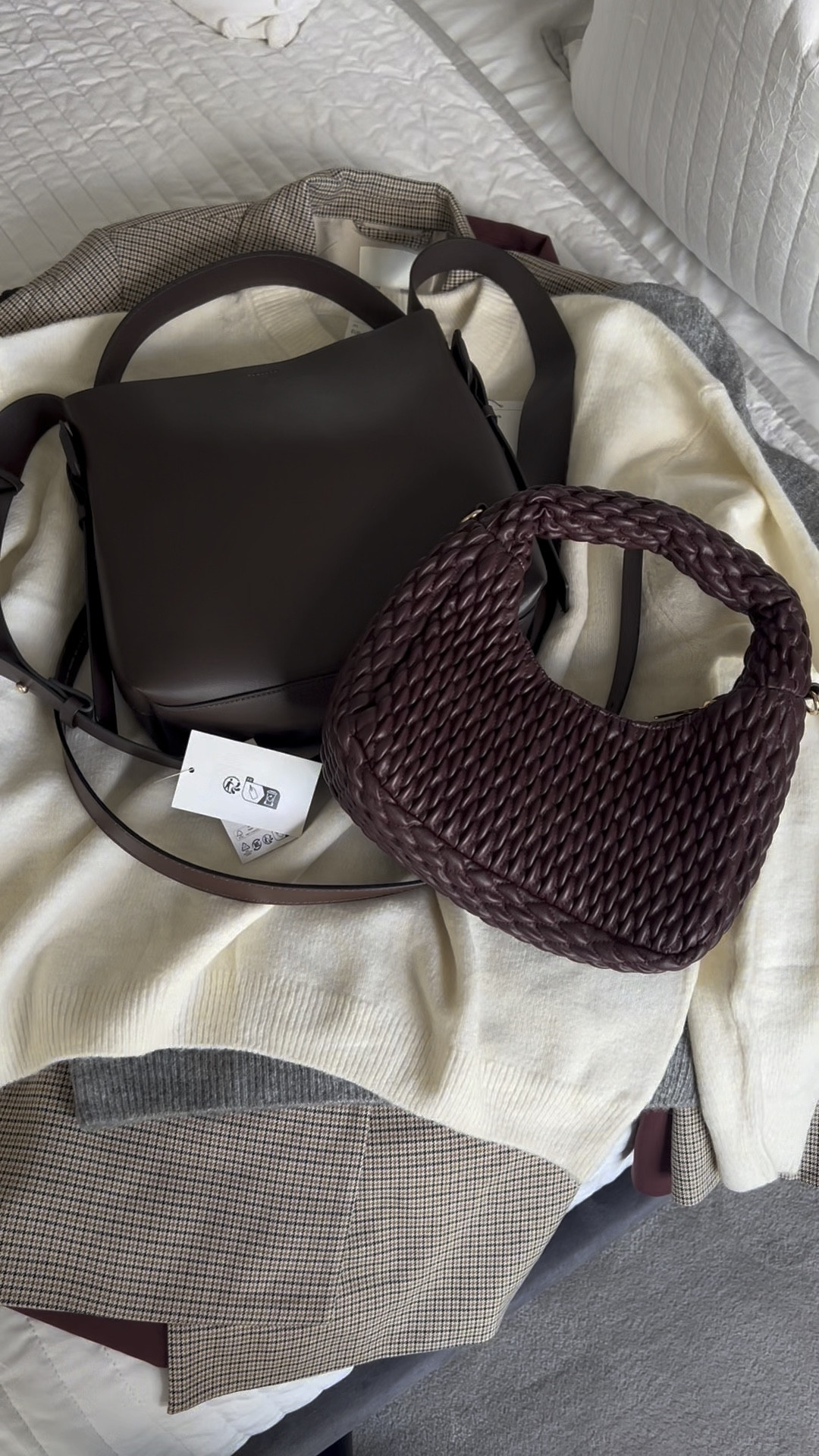 BIG H&M Haul 🍂

Burgundy, chocolate brown, autumn outfit inspo, new in haul, knitwear, blazer, jacket, burgundy bag

#LTKuk #LTKeurope #LTKautumn