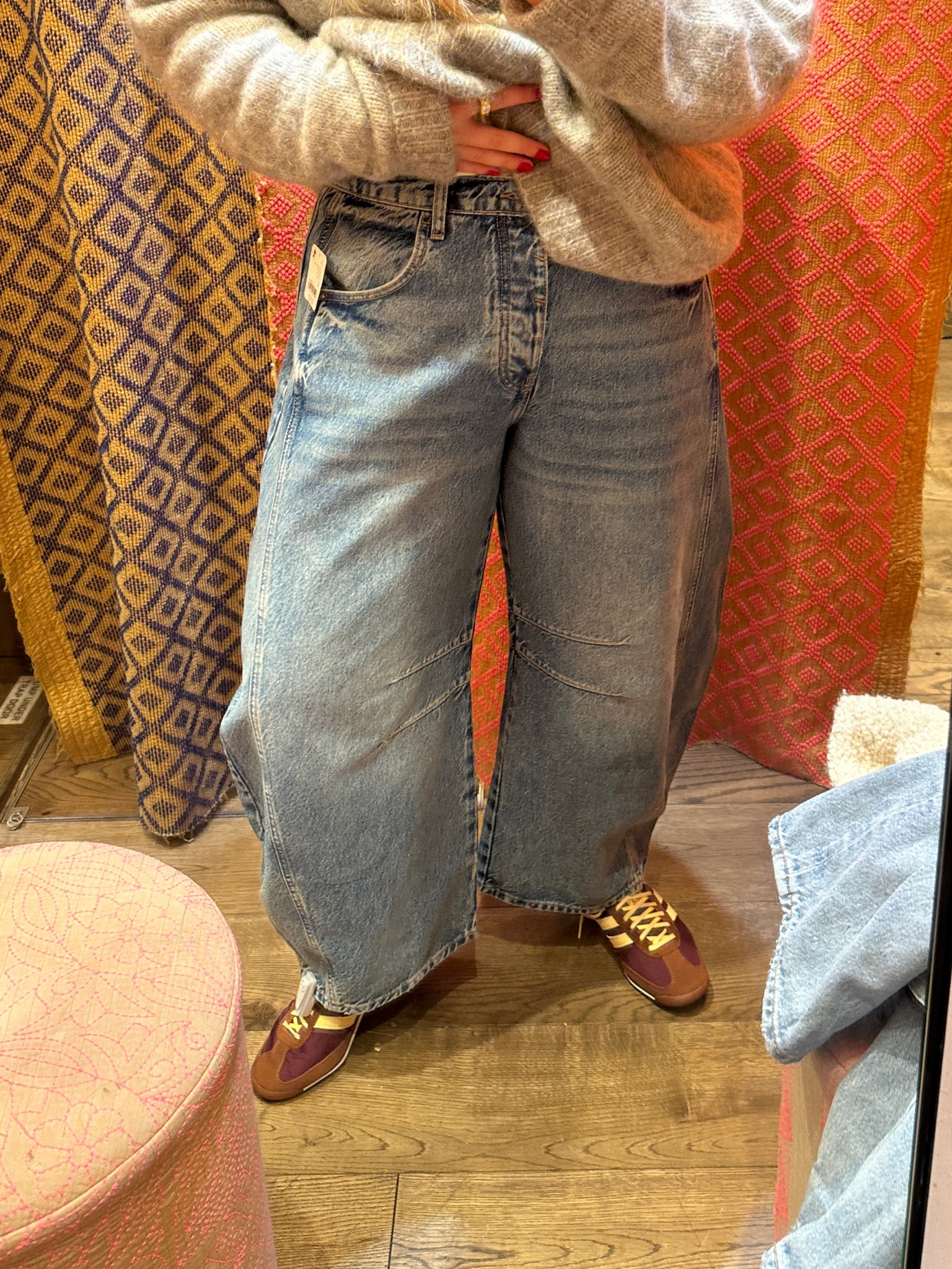 Horseshoe Jean Trend

#LTKMostLoved #LTKstyletip