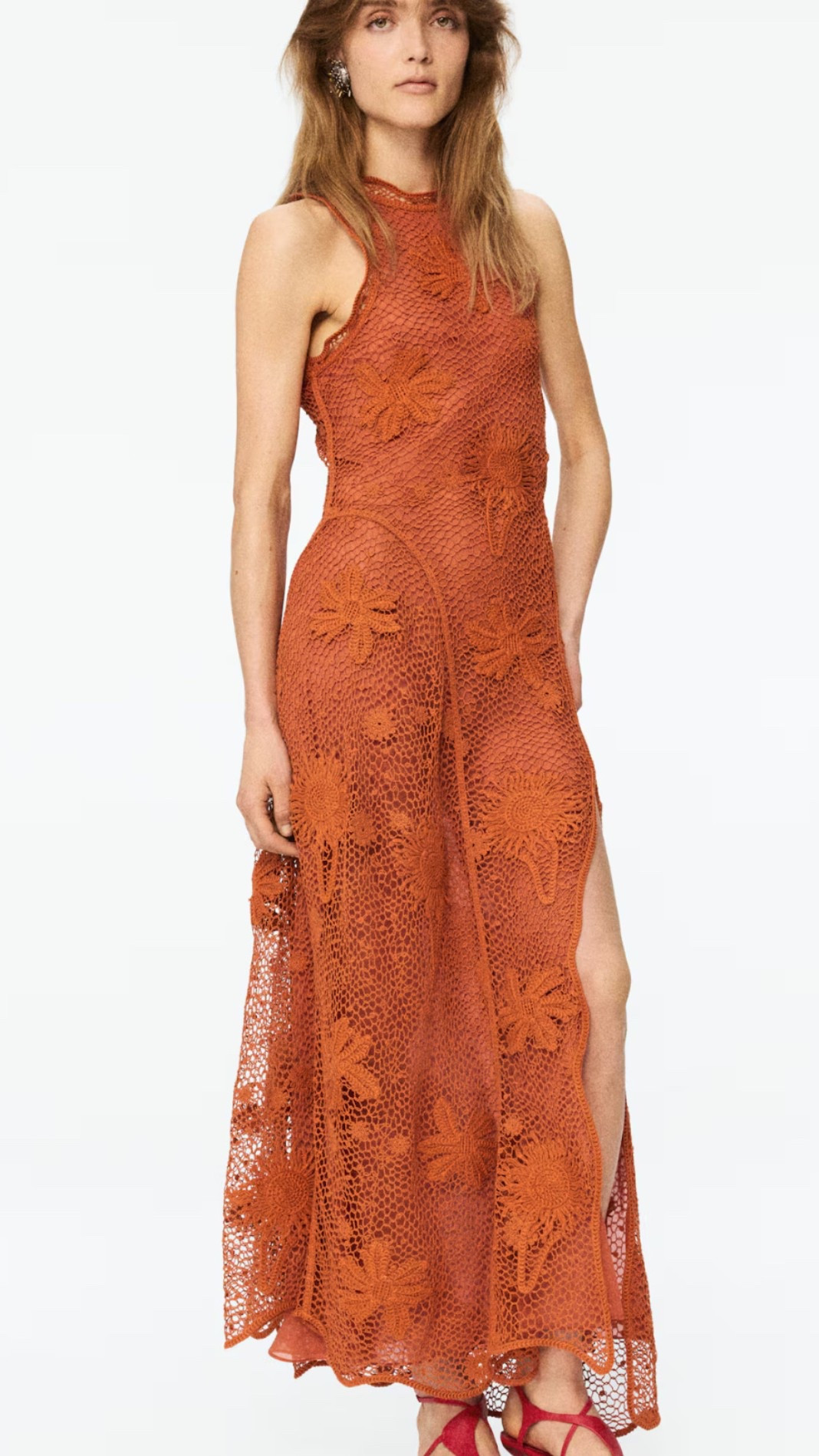 H&M 🔥resort wear find.
RUFFLED CROCHET-LOOK DRESS