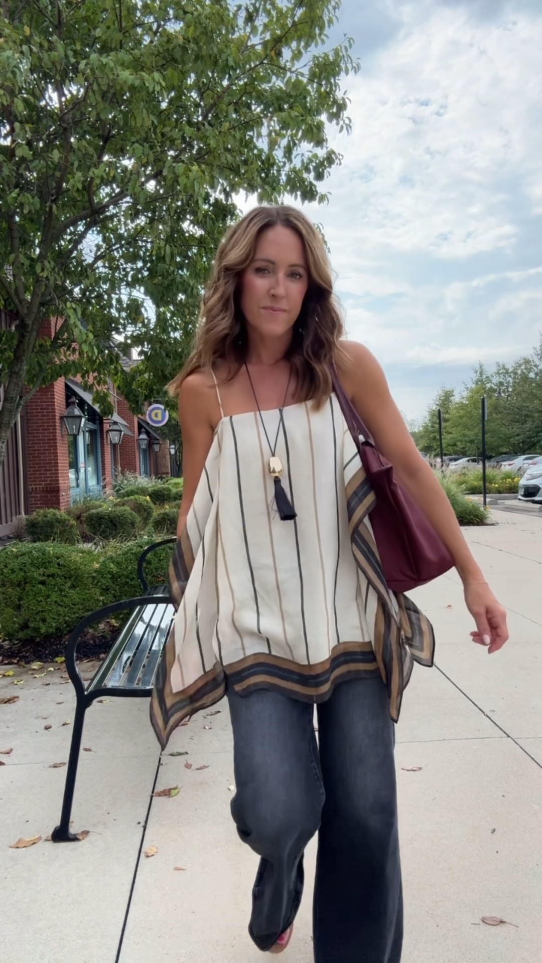 Love this flowy, relaxed top. 
XS. 
Jeans petite here in true 25

#LTKmomlife