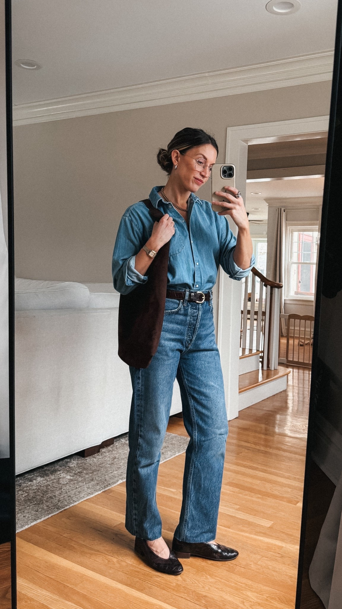 Look of the Day // 3.10

Sèzane denim shirt, 0, TTS. Agolde jeans, 25, TTS. Sèzane flats, check the sizing chart. Gap bag. Warby Parker glasses. Parker Necklace from Sela Designs. J.Crew belt  

#LTKootd #LTKOver40 #LTKPetite