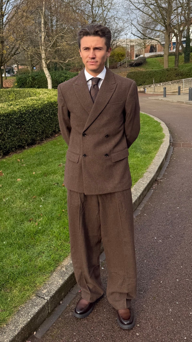 this suit looks SO expensive I can’t believe it was only H&M!!!!!

#LTKdatenight #LTKeurope #LTKwinter