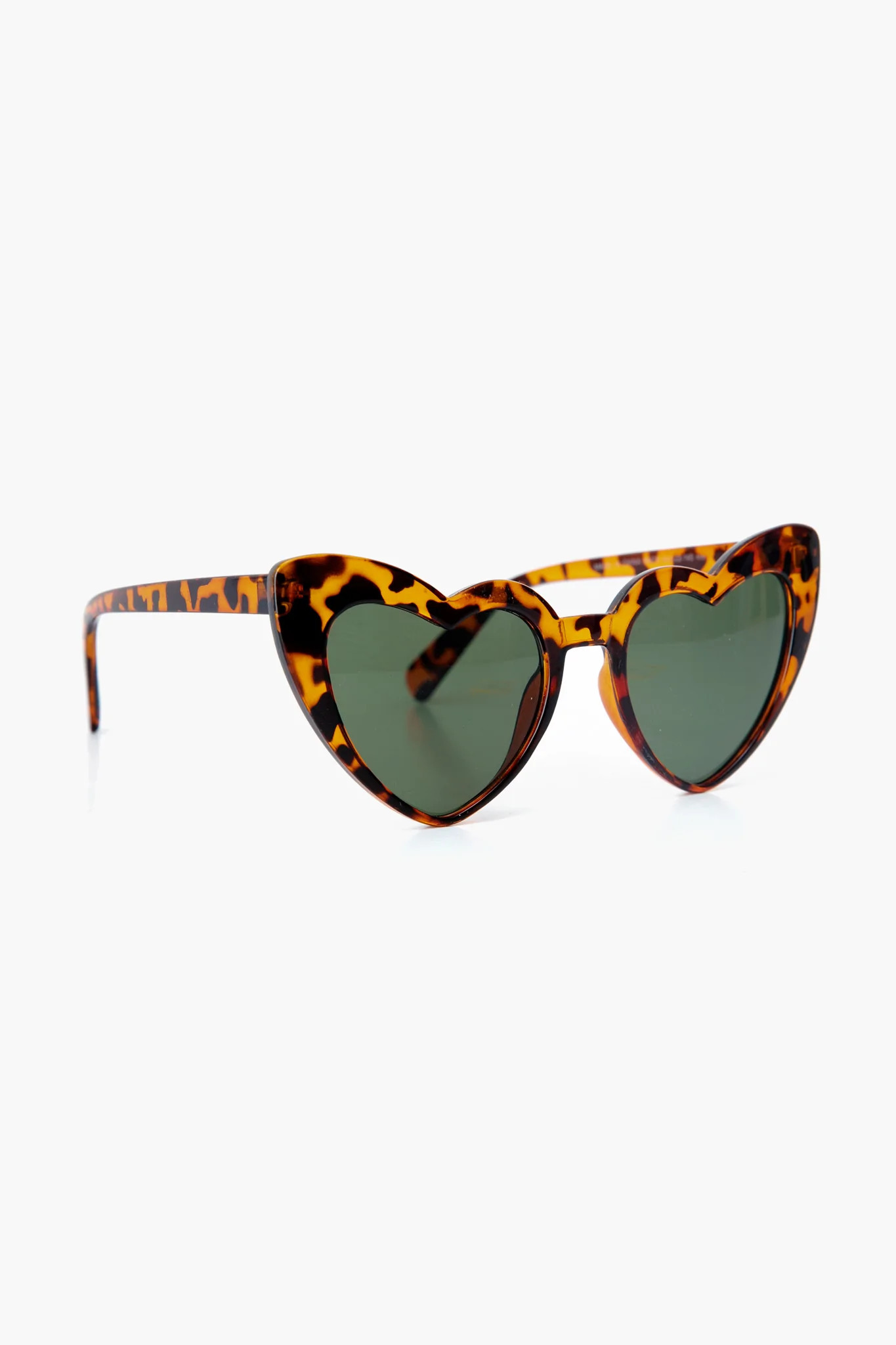 Exclusive Heart Sunglasses | Tuckernuck (US)