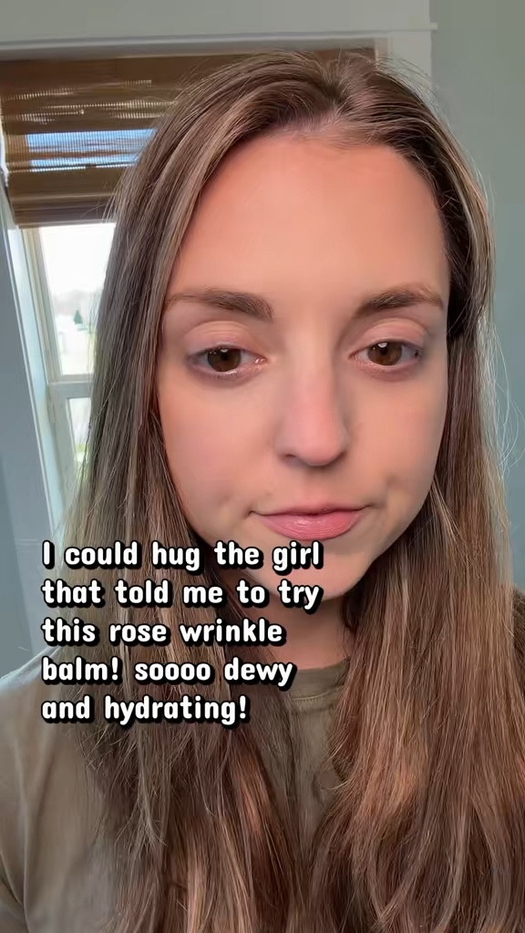 I kept seeing this everywhere and finally tried it… the KAHI Wrinkle Bounce stick is actually worth the hype ✨  

If your skin ever looks dry, dull, or your makeup starts settling into fine lines—this is the quickest fix. You just swipe it on and it instantly adds hydration and that dewy glow back to your skin.  

I use it on my smile lines, under eyes, and even over makeup throughout the day for a refresh without messing anything up 🙌  

It’s basically your “look alive again” stick for busy days 😂  

#kahi #wrinklebounce #dewyskin #skinhydration #beautyhacks

#LTKmomlife #LTKgrwm #LTKBeauty