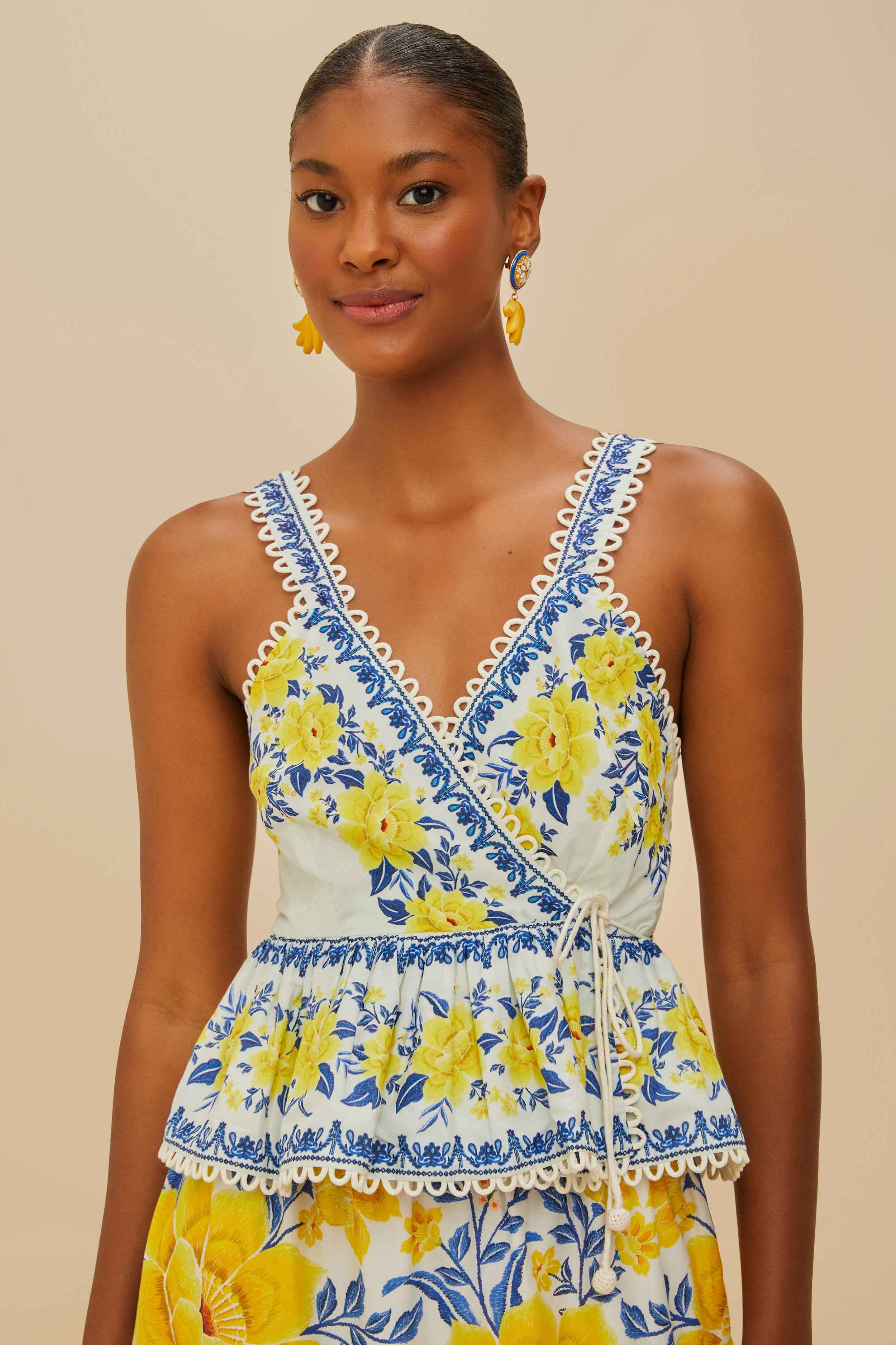 Off-White Zuli Sleeveless Blouse | FarmRio (US)