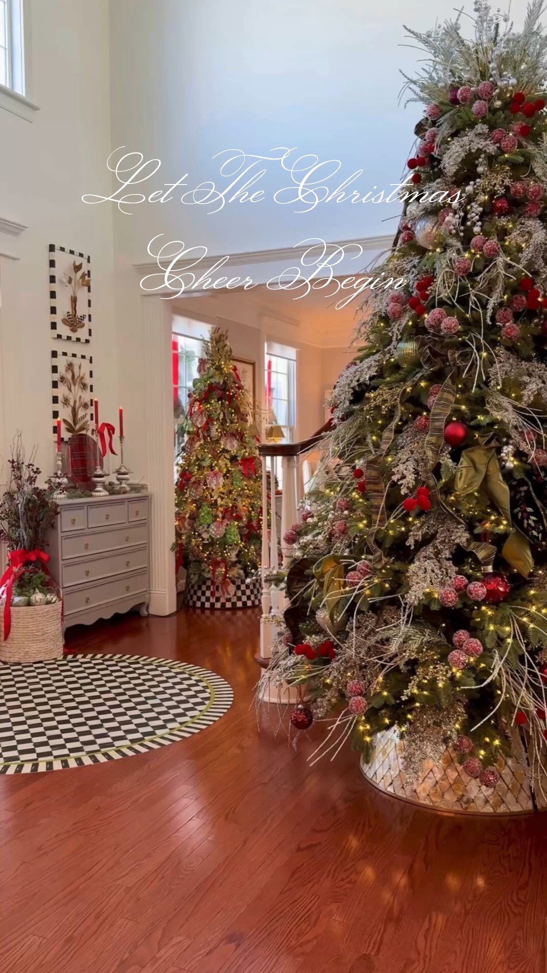 The holiday season is here! Hope you all have a wonderful and safe holiday! 

#LTKHoliday #LTKGiftGuide #LTKHome