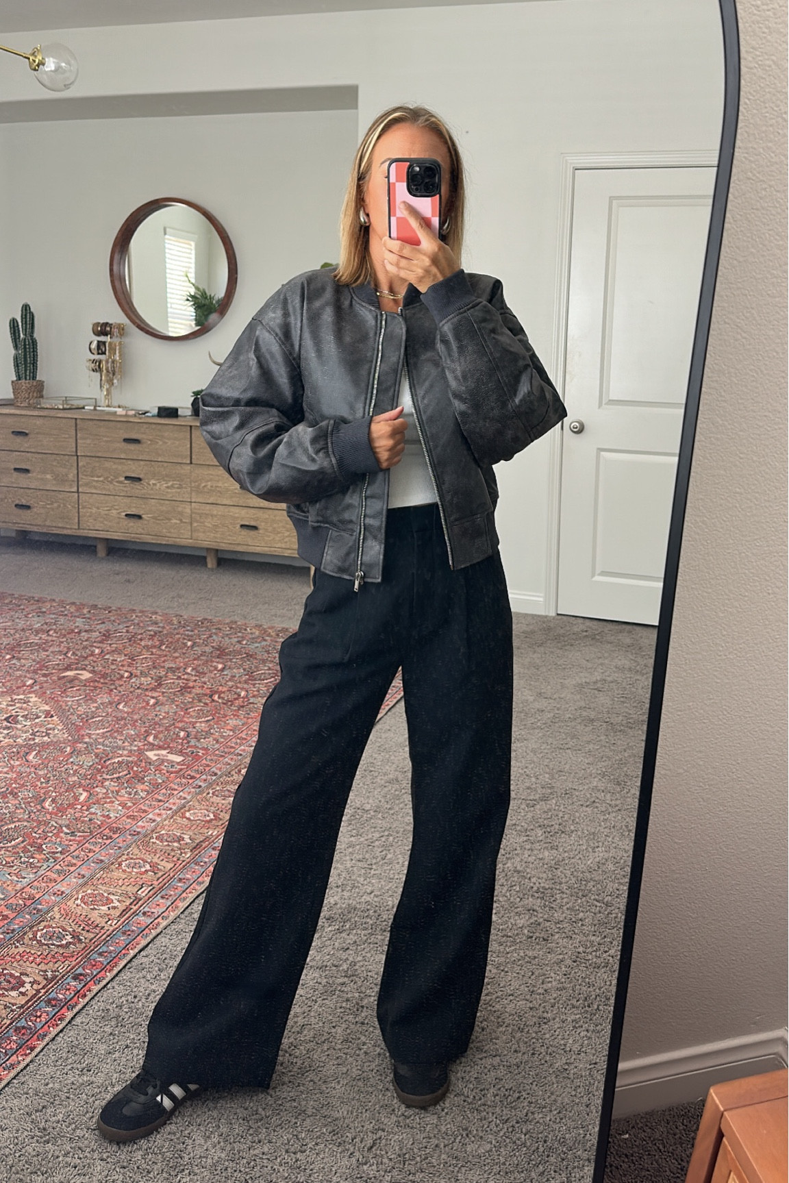 Faux leather jacket size xxs


#LTKstyletip #LTKfindsunder100 #LTKover40