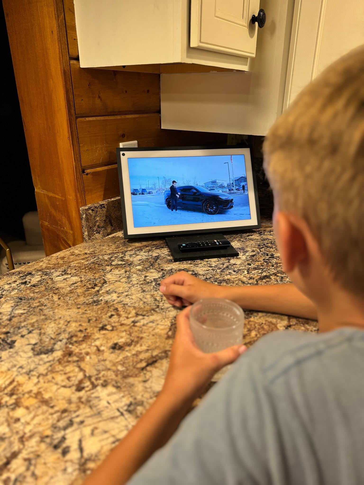 Amazon echo show
Fashionablylatemom 
Fashionably late mom 
Amazon find 