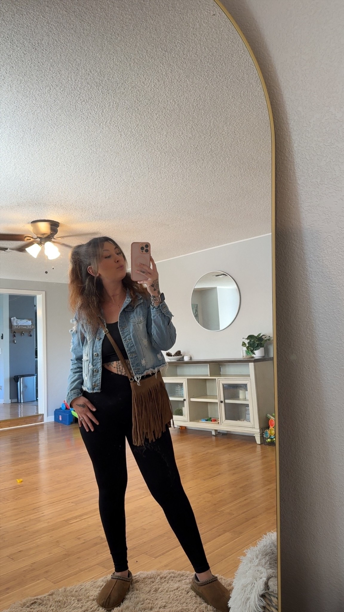 Running errands 🖤

#LTKootd #LTKMidsize #LTKdayinmylife