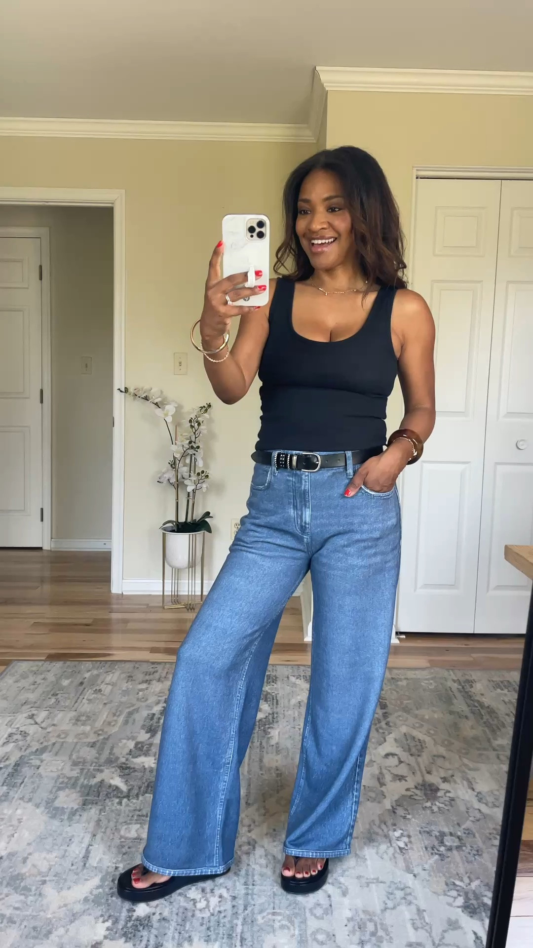 Sharing these Abercrombie sweatpant jeans before they sell out! I’m wearing a size XS. @abercrombie #abercrombiepartner