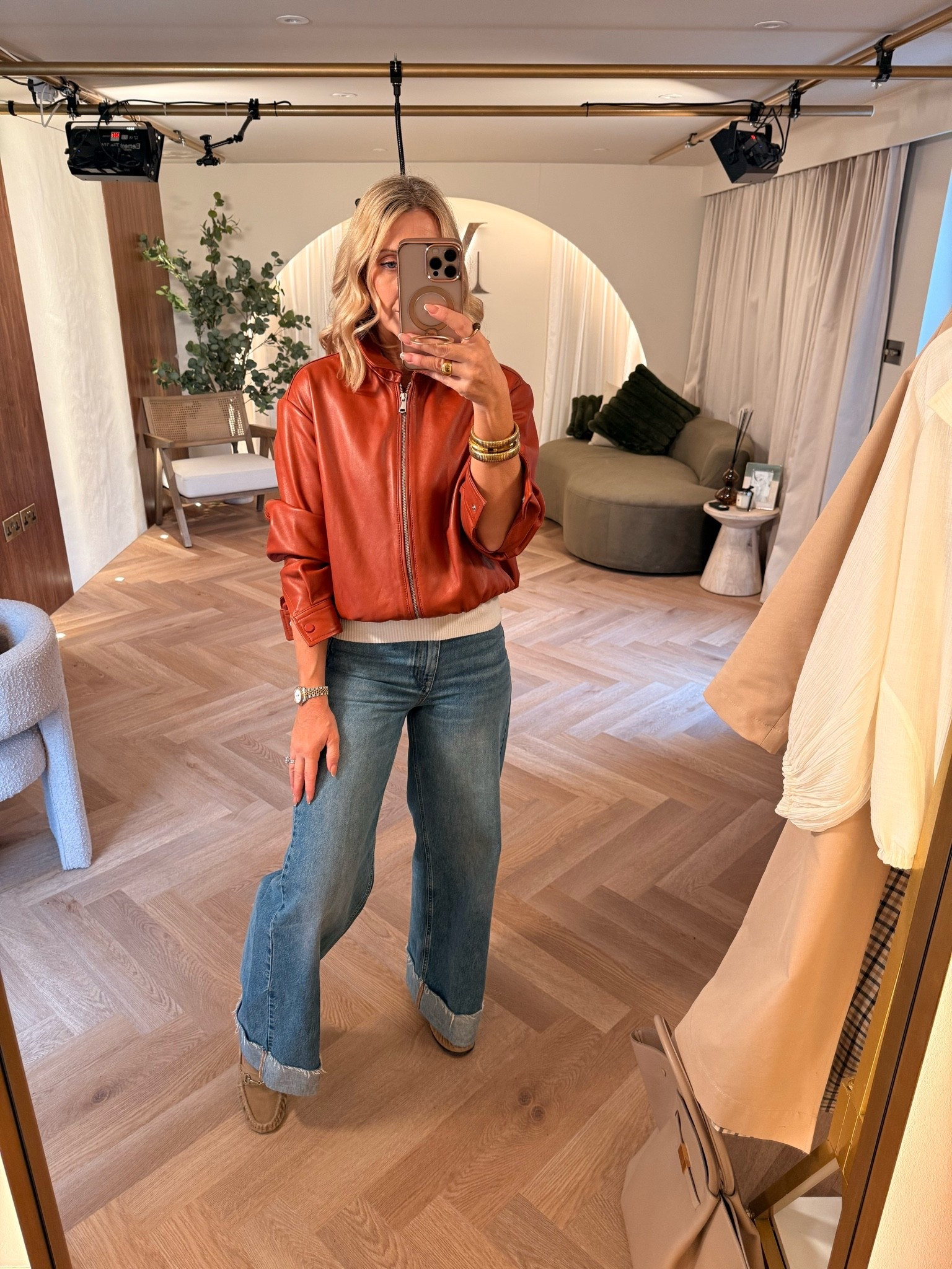 Shopping OOTD!

#LTKuk #LTKspring #LTKjeans
