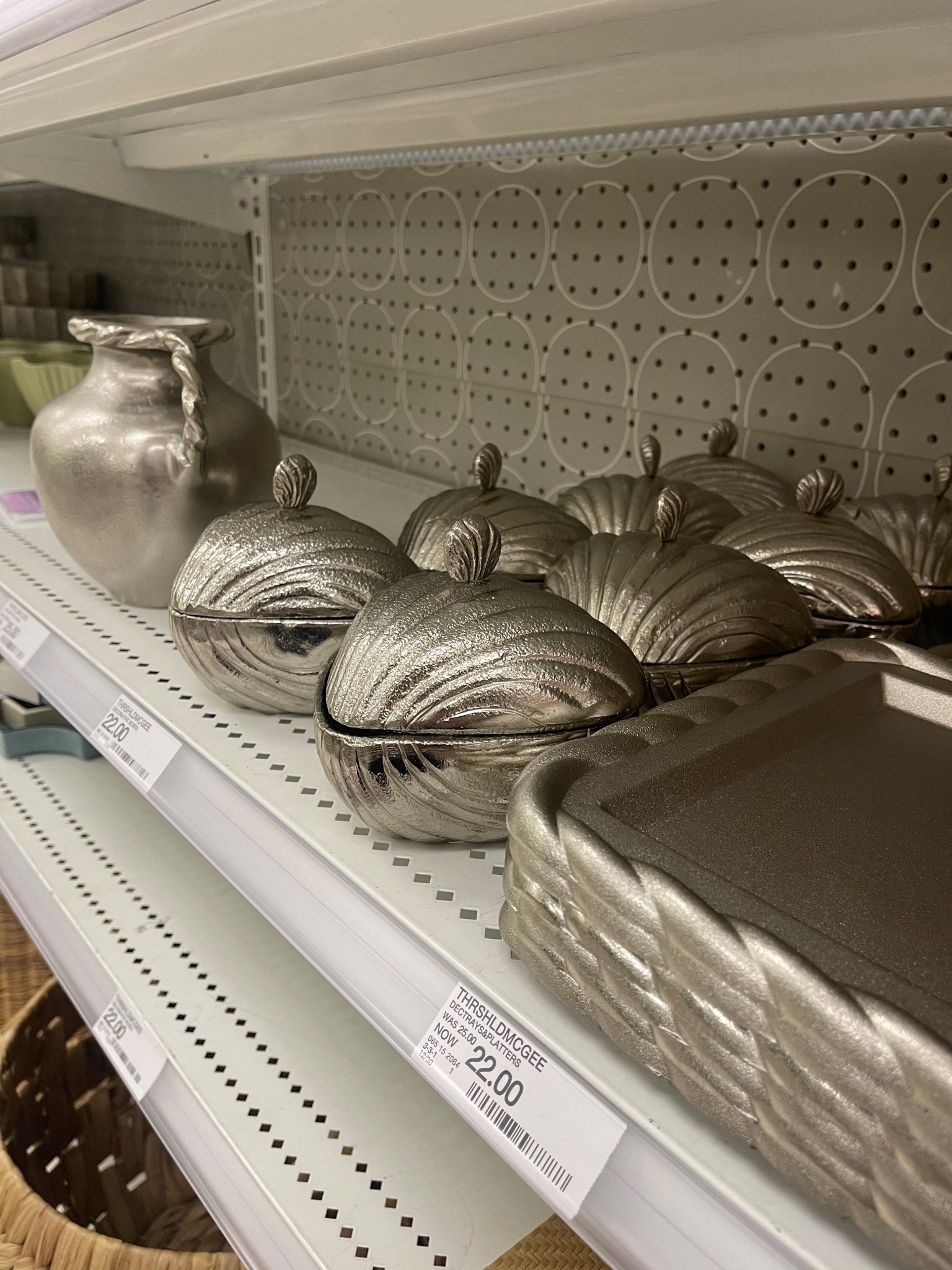 Studio McGee Silver

Studio McGee handled vase silver, Studio McGee catchall silver tray, Studio McGee shell container silver, silver coastal decor, silver summer decor, silver decor, silver decor accents, silver bookshelf, silver jewelry box, silver tray, silver rope decor, target silver decor, target home, target summer decor, new target home, studio McGee summer decor, studio McGee tray, studio McGee vase, studio McGee box, silver home decor under $50, affordable silver home decor, Morgan Grace Howe

#LTKHome #LTKSeasonal #LTKFindsUnder50