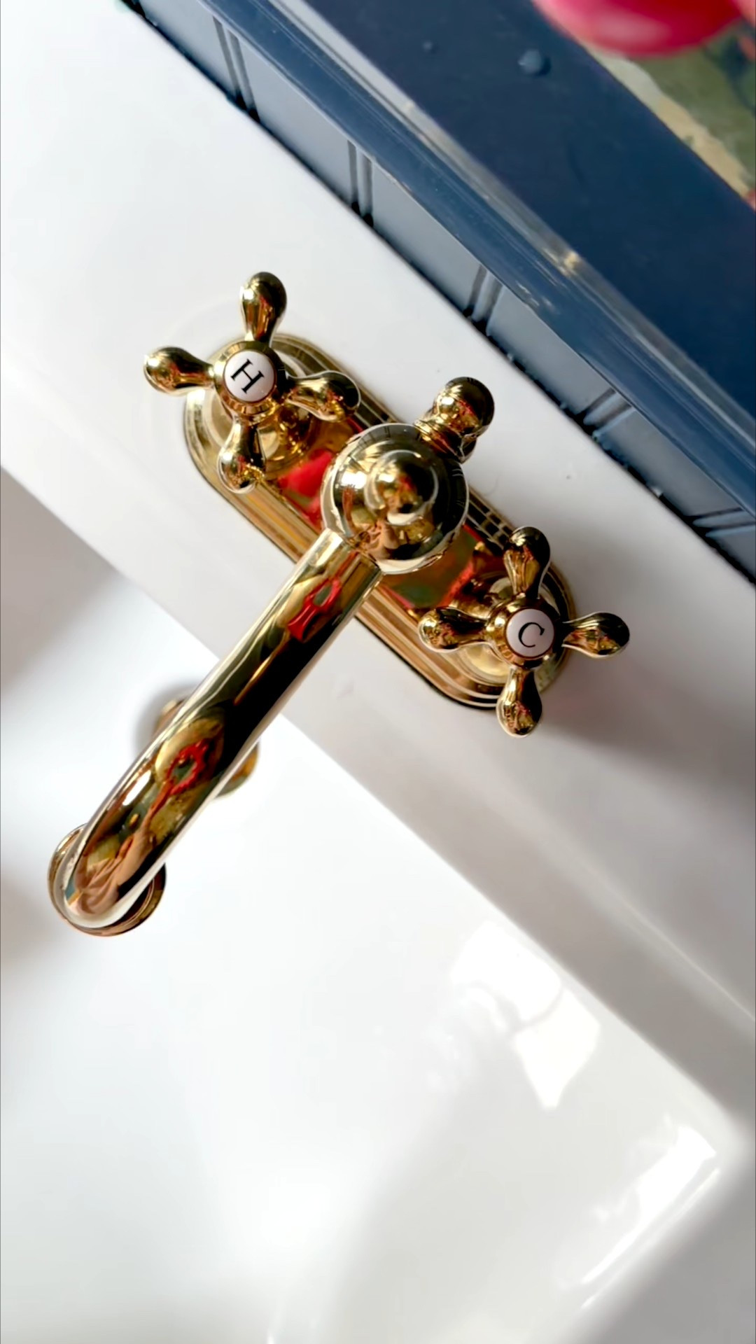 Traditional brass bathroom faucet CANADA

#LTKHome