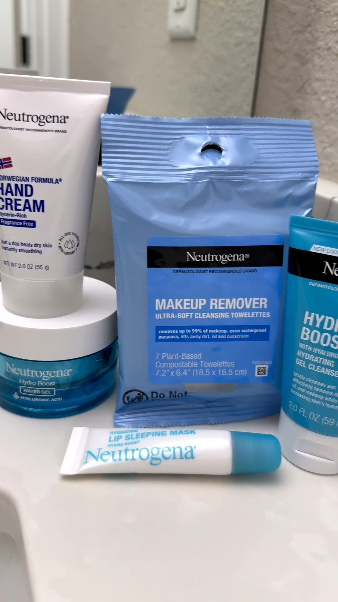 Gift the luxury of self-care with this 7 days of Skin Care Gift Set by Neutrogena 

#LTKBeauty #LTKGiftGuide #LTKHoliday