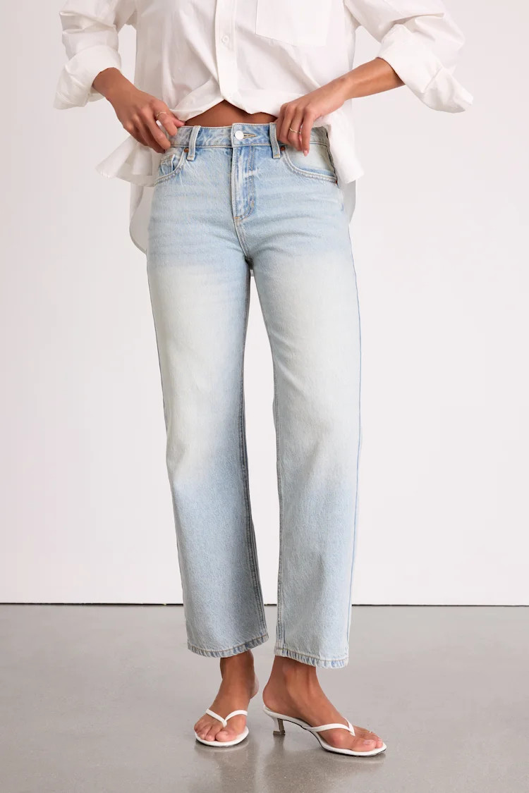 Teague Light Wash Mid-Rise Straight Leg Jeans | Lulus