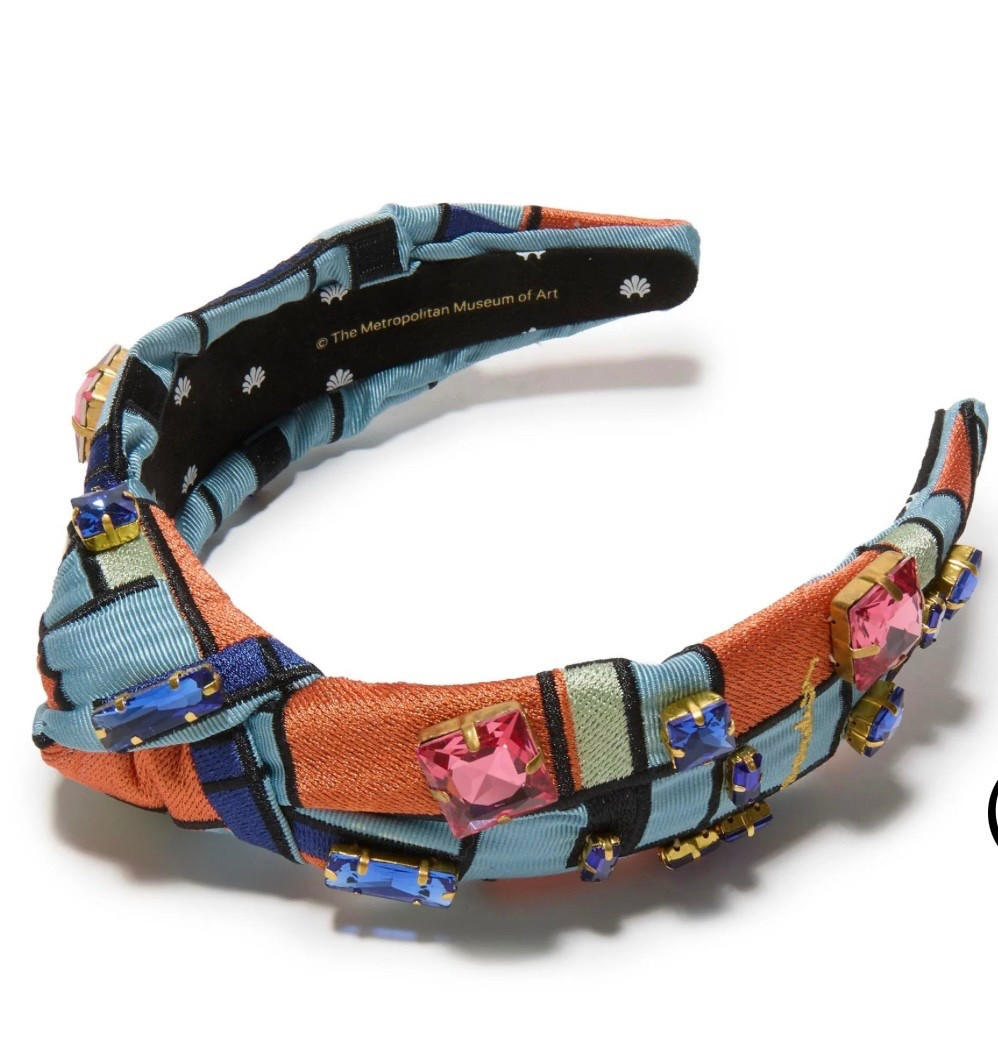 Do you believe in wearing certain colors for the New Year to help facilitate a prosperous New year?? Well these are the colors that I should wear as a Sagittarius… full post on Instagram @alovedhomecerved 

#LTKHoliday #LTKselfcare #LTKSeasonal