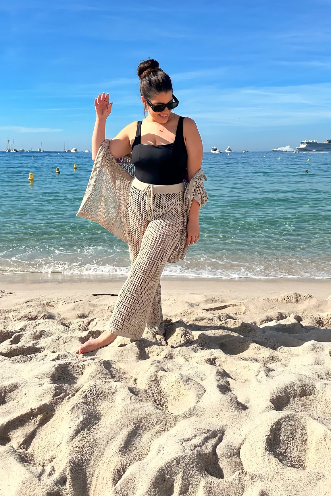 Vacation Outfits | Travel Outfit | Vacation Attire | Stylish Travel Clothes | Trendy Travel Outfits | Spring Fashion | Summer Travel Outfits | Resort Wear | Beach Vacation Outfits | Beach Cover Up | One piece bathing suit | Beach Hat | Beach Bags | Two piece set