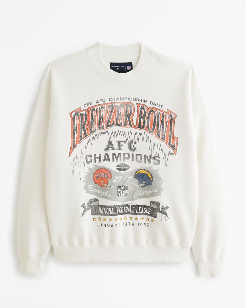 Vintage Freezer Bowl Graphic Crew Sweatshirt | Abercrombie & Fitch (US)