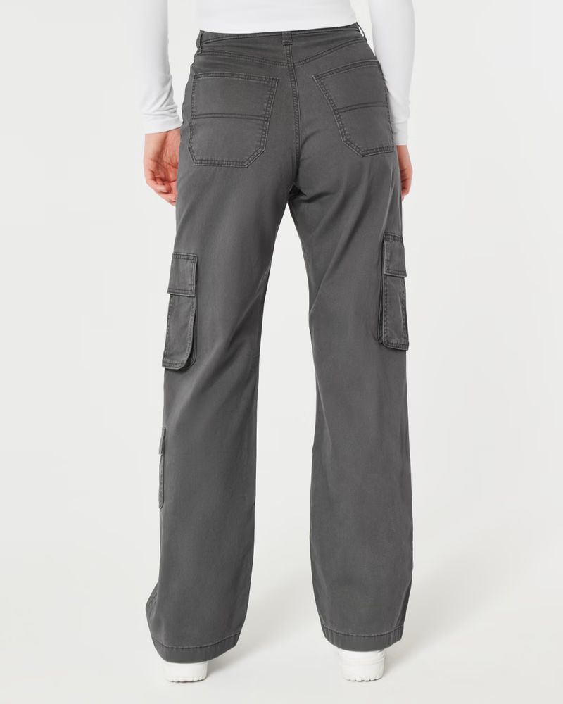 Ultra High-Rise 3-Pocket Baggy Cargo Pants | Hollister (US)