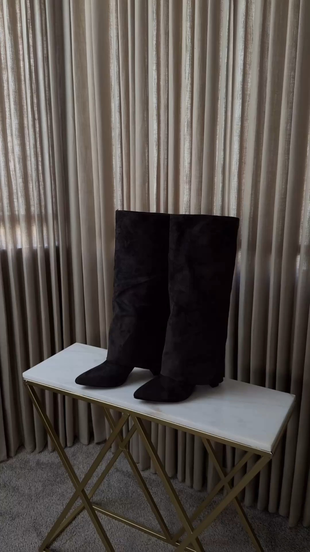A little unexpected, very chic 🤎 These fold-over side-heeled boots are the kind of statement shoe that instantly makes an outfit feel more styled. Even better? They’re wide-calf friendly! Available in multiple colors for all your fall outfit combinations.

#FallBoots #FallFashion #FallStyle #WideCalfBoots #BootSeason #FallShoes #ShoeEdit #LTKFashion #LTKStyle #FallOutfitInspo #Boots

#LTKNYFW #LTKSeasonal #LTKOver40