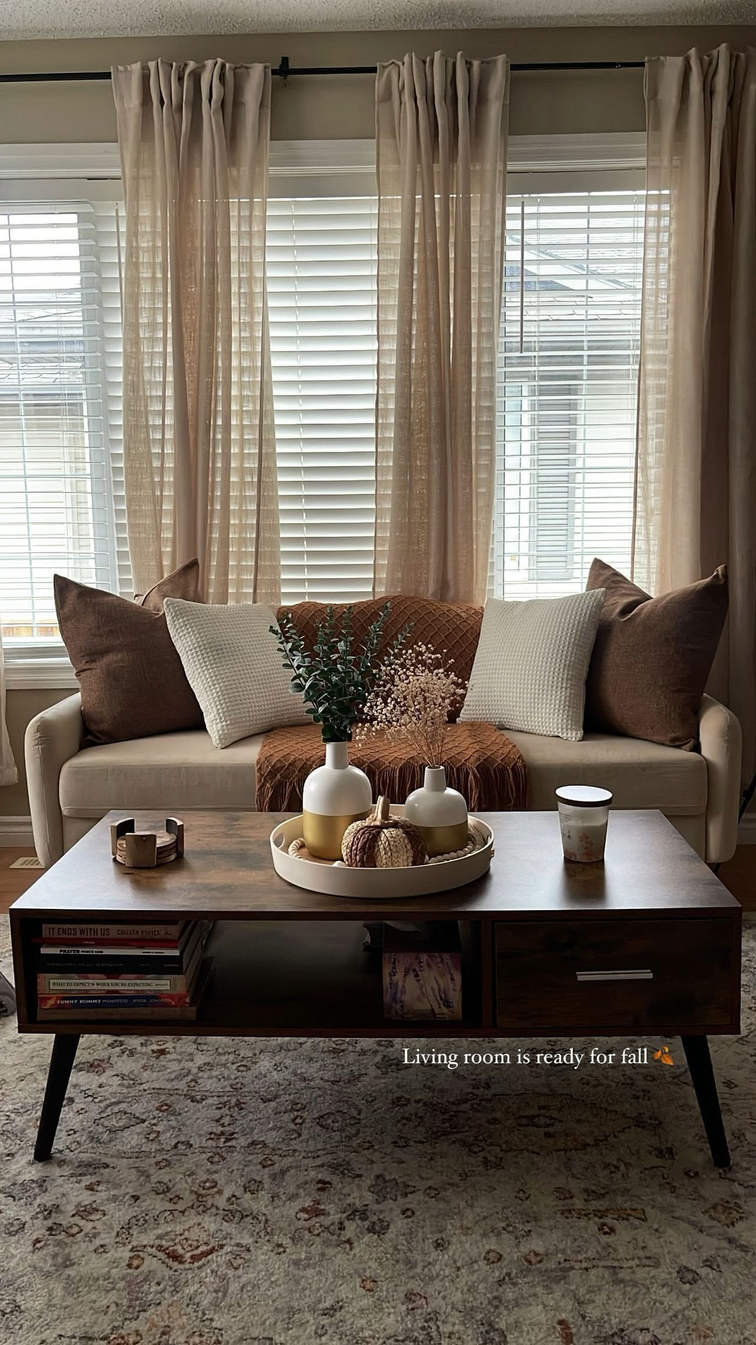 Fall living room essentials 

#LTKautumn 

#LTKcanada #LTKsale