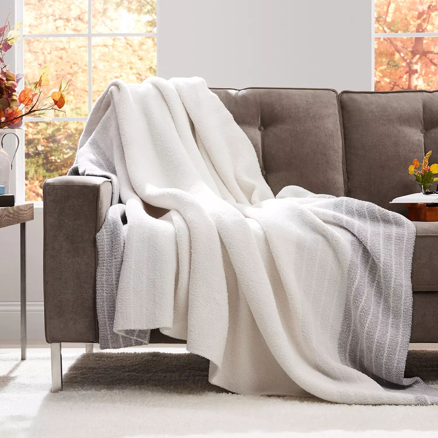 Member’s Mark Heathered Border Cozy Knit Throw (Assorted Colors) | Sam's Club