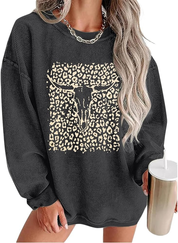 UNIQUEONE Boho Cow Skull Sweatshirt Women: Oversized Vintage Western Rodeo Graphic Tee Country Co... | Amazon (US)