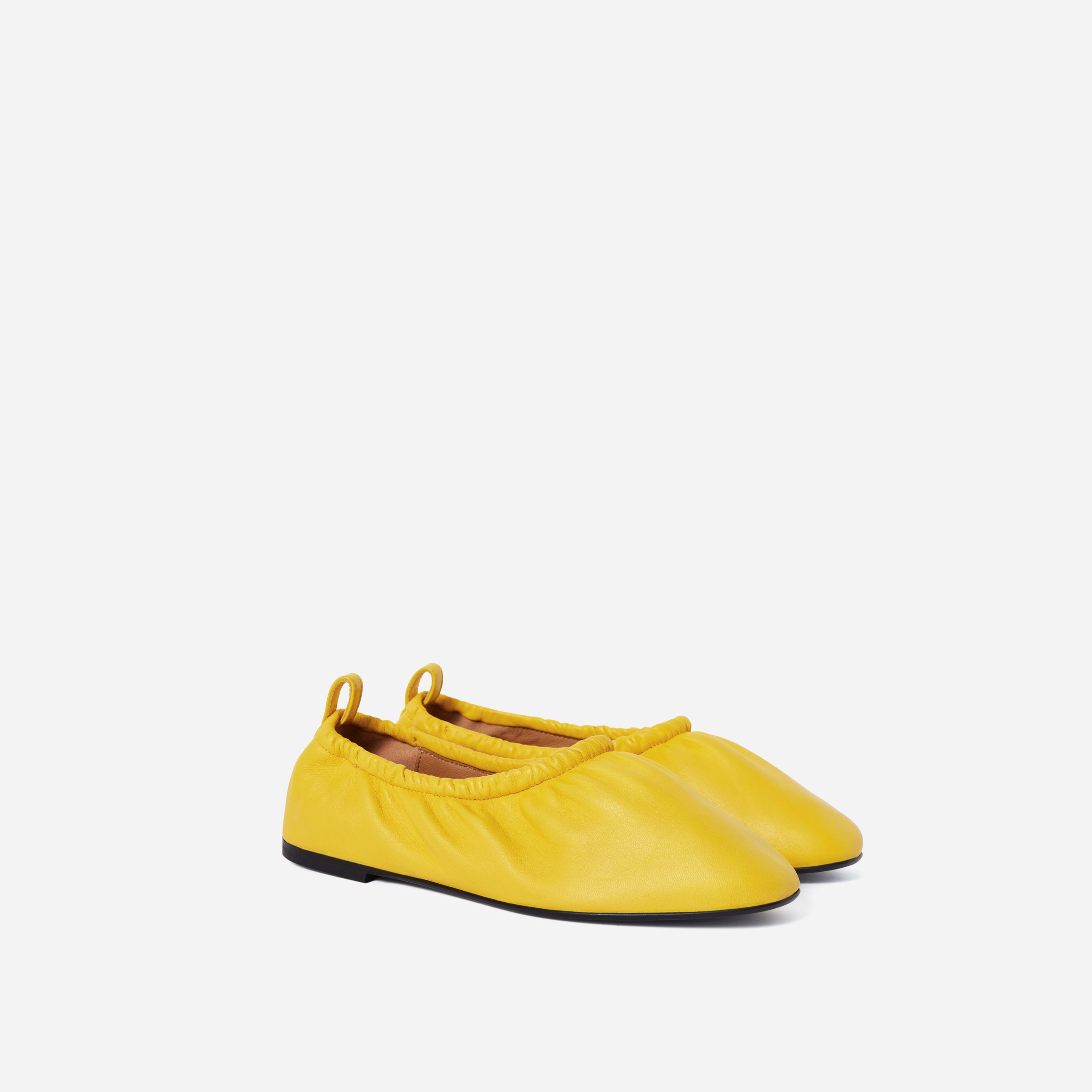 The Scrunch Flat | Everlane