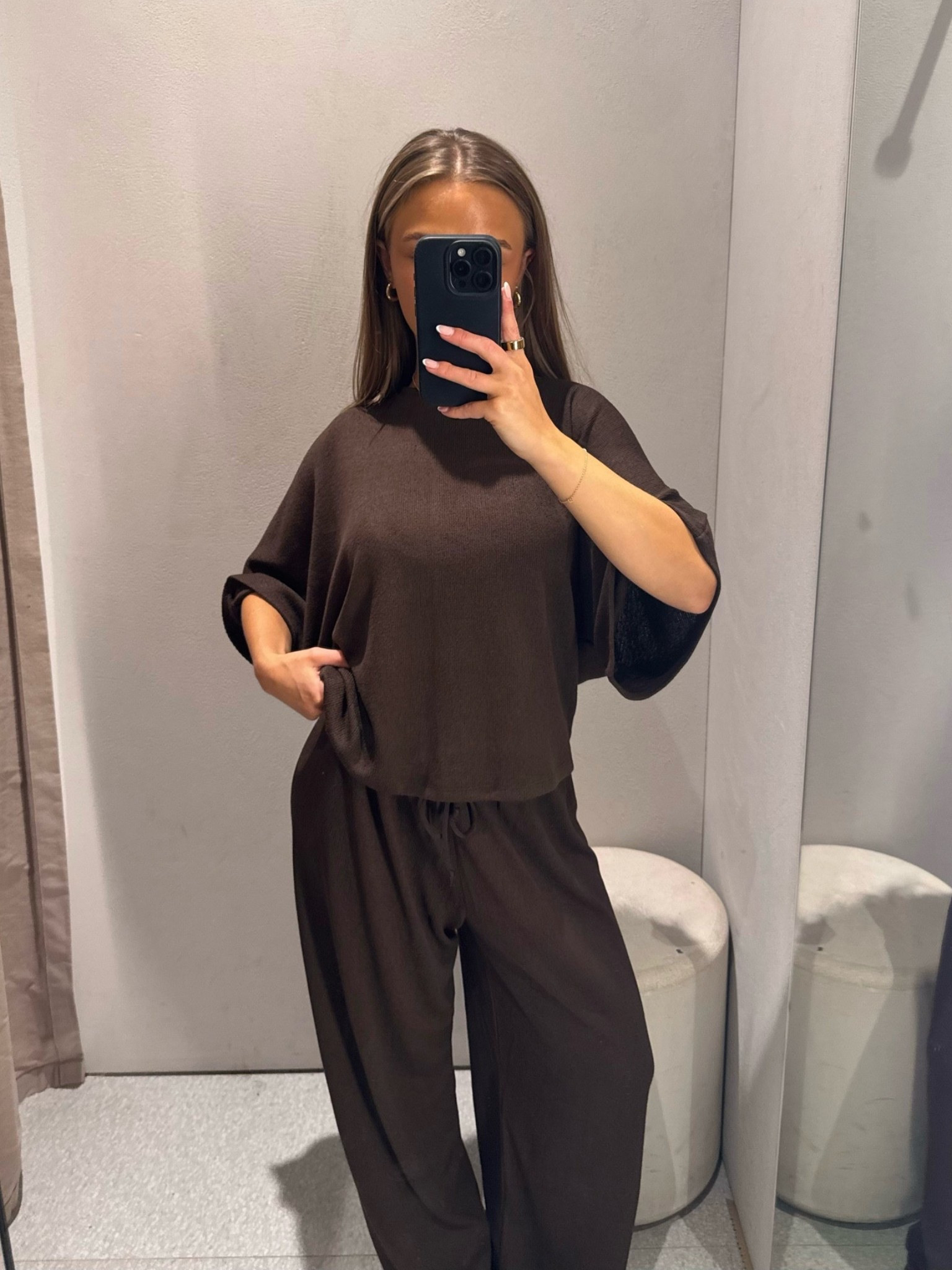 new in zara summer outfits!!🍋

Outfit inspo ideas holiday knit set beach brown trousers oversized tshirt matching set coord wide leg trousers light

#LTKsummer #LTKuk #LTKeurope