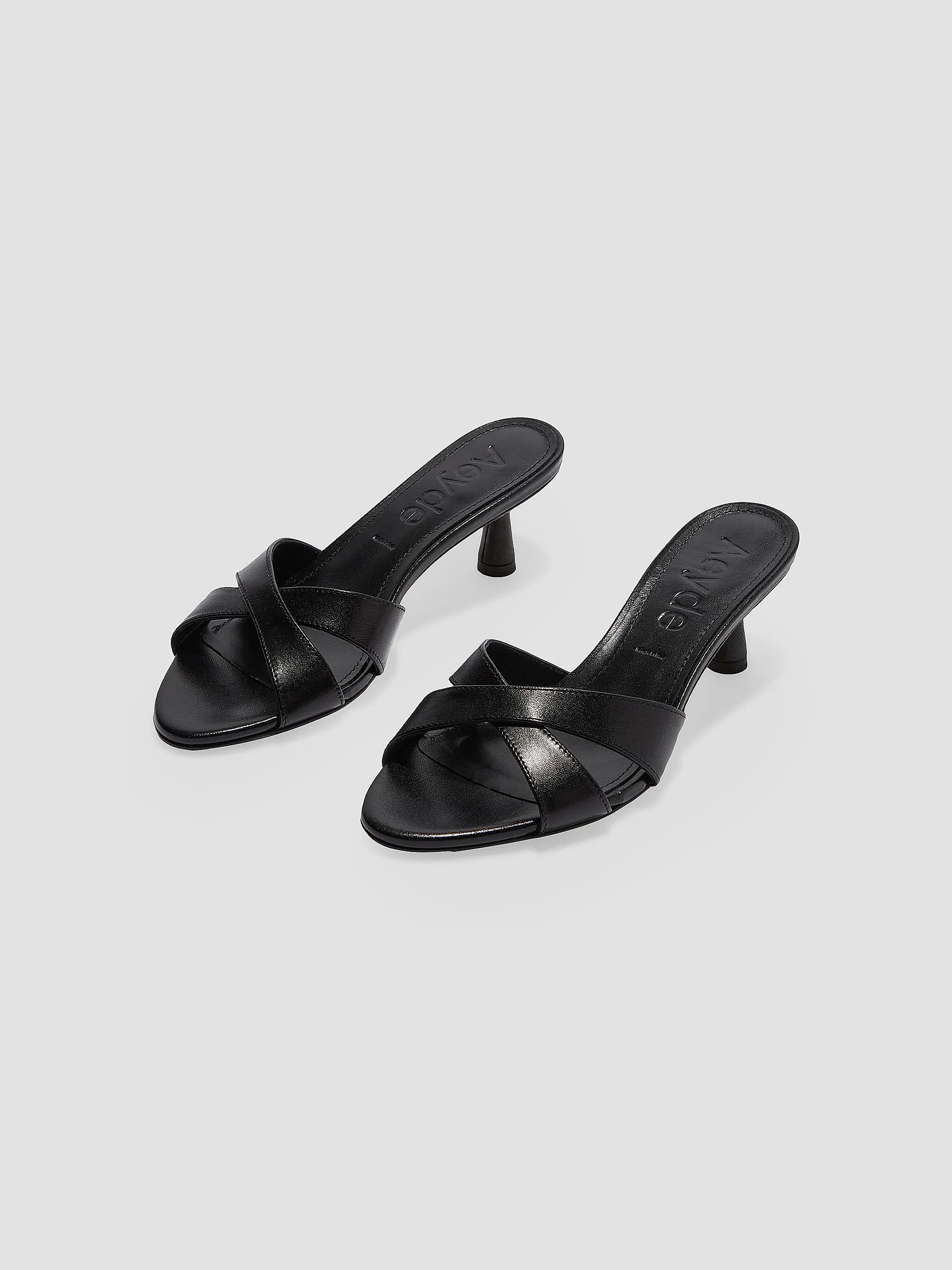 Vero Leather Mules | Saks Fifth Avenue