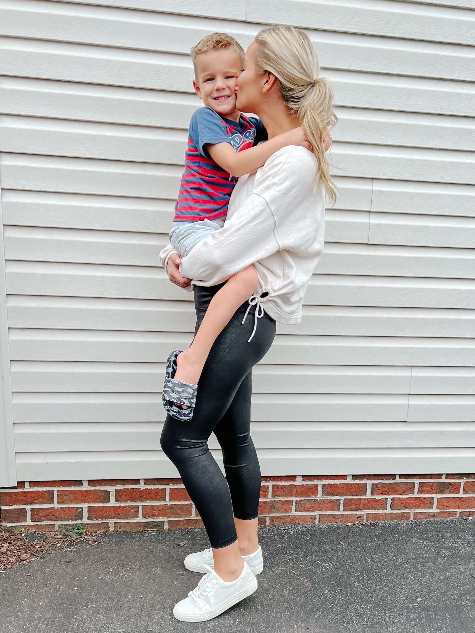 Medium in sweatshirt and leggings!

#LTKshoecrush #LTKunder50 #LTKSale