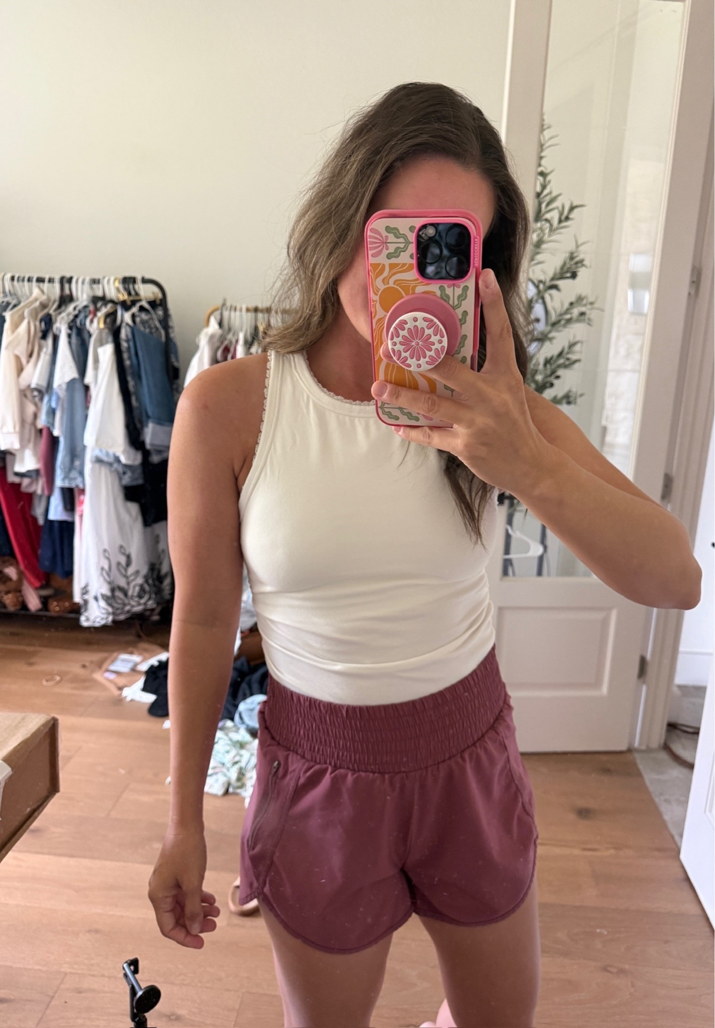 Loved this tank so much in Navy I got it in white 🙌🏼

#LTKootd #LTKgrwm #LTKActive