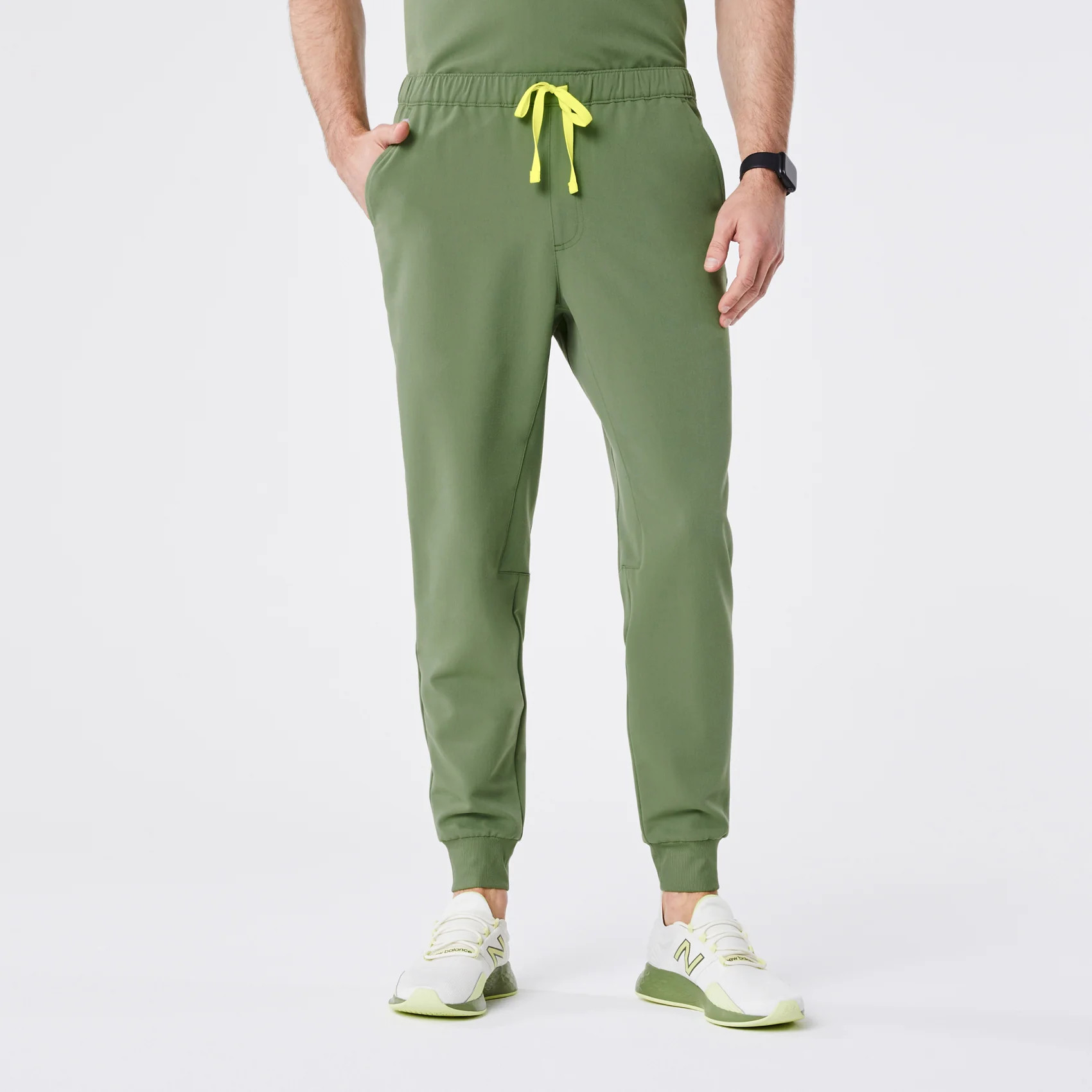 Men's Tansen Jogger Scrub Pants - Fern · FIGS | FIGS