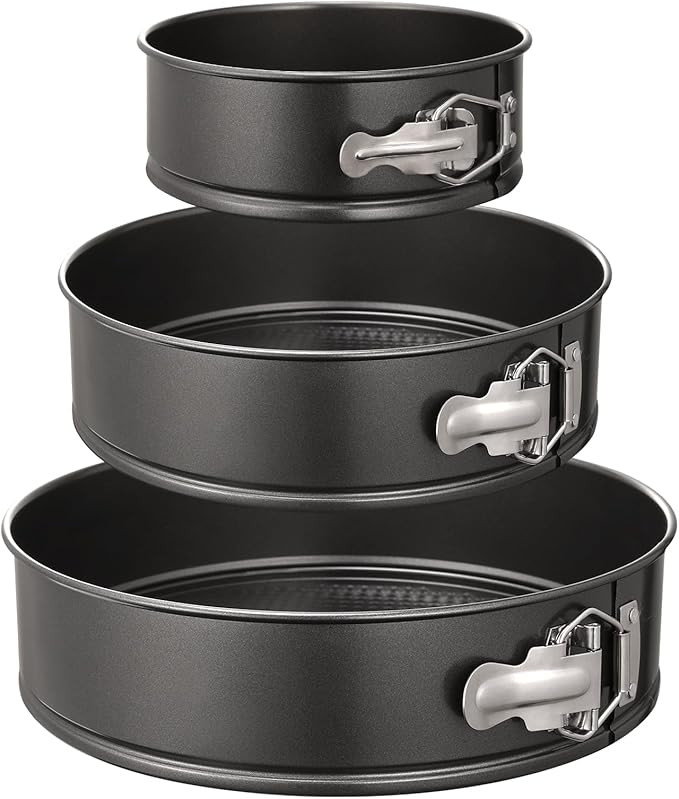 Hiware Springform Pan Set of 3 Non-stick Leakproof Round Cake Pan Set Includes 3 Pieces 6" 8" 10" | Amazon (US)