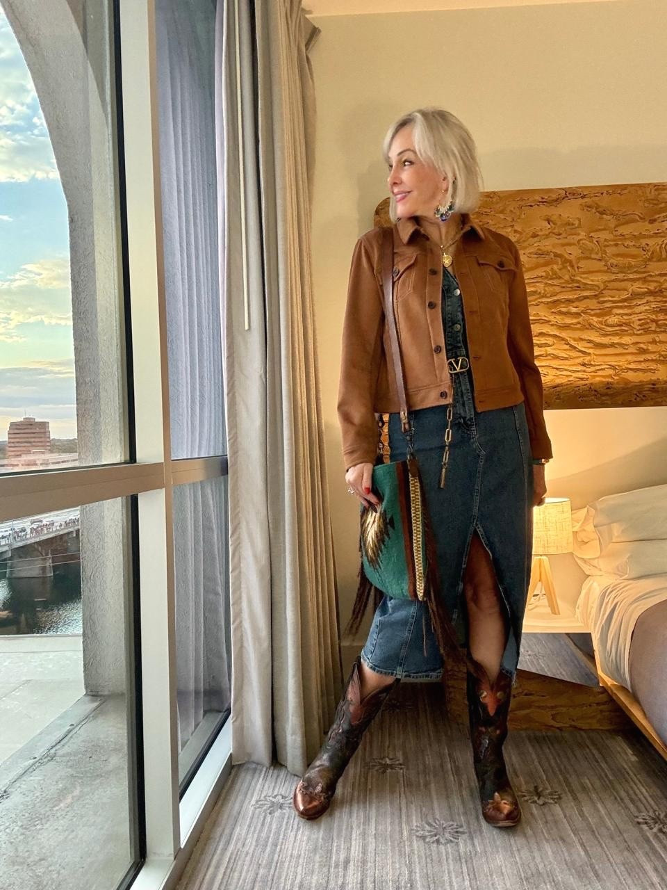 Denim dress
Suede jacket - beacon and leather fringe bag - cowboy boots 

#LTKStyleTip #LTKOver40 #LTKSeasonal