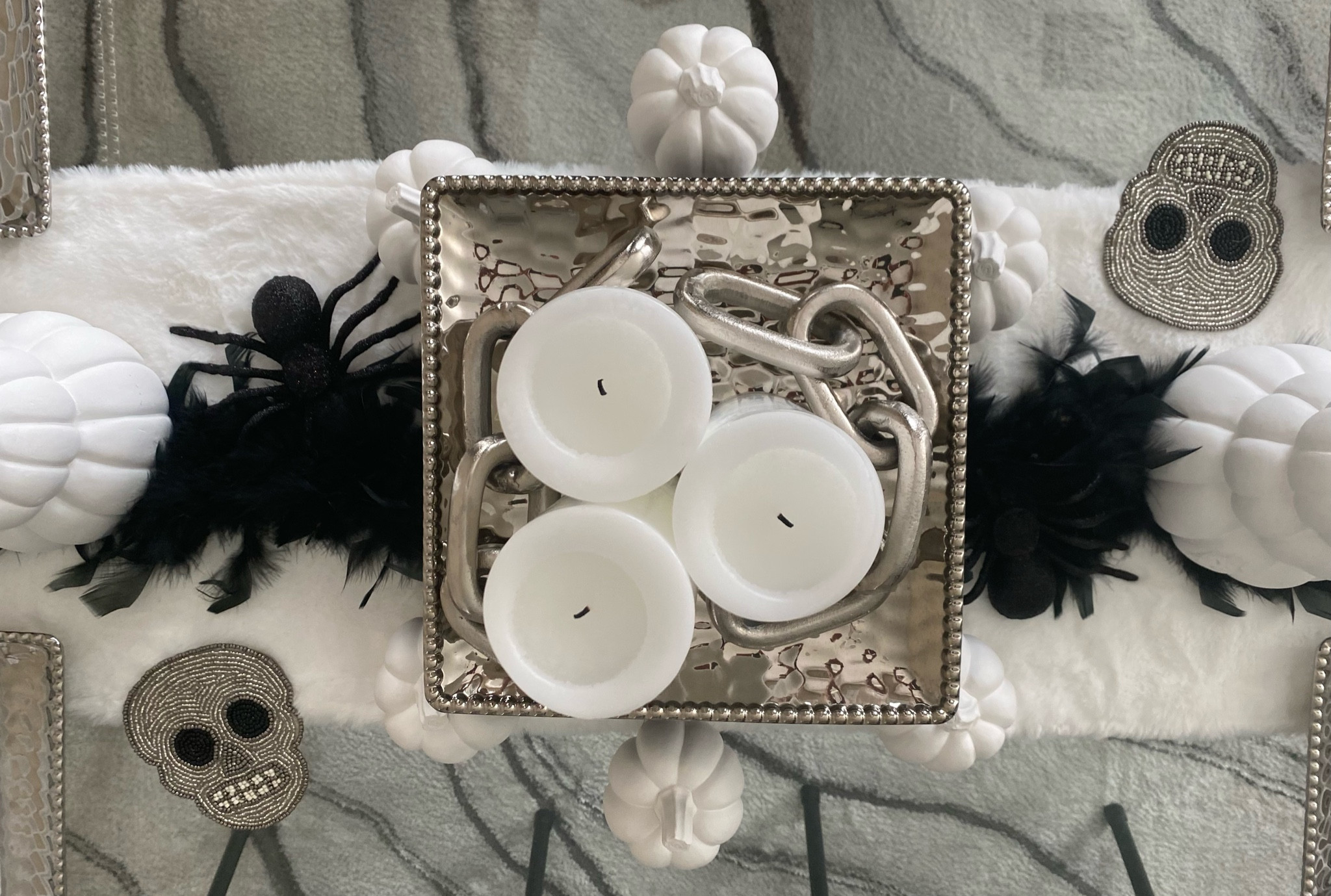 Neutral Tablescape for the Fall/Halloween season!

#LTKHalloween #LTKSeasonal #LTKhome