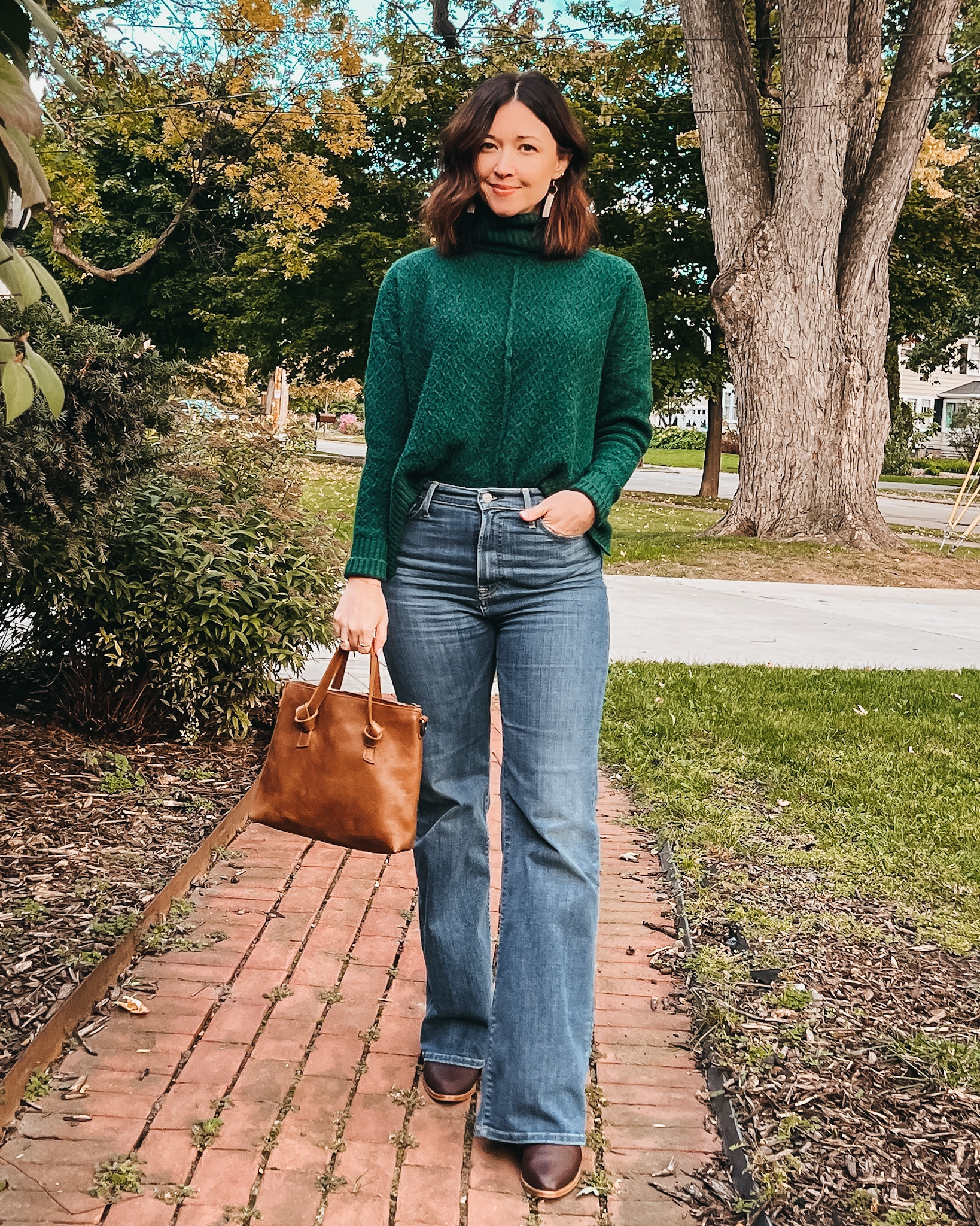 Fall capsule day 12. How to style flare jeans with oversized sweater for fall  