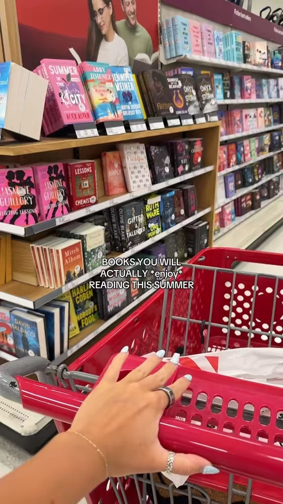 Summer reading finds! 

#LTKFindsUnder50 #LTKSummerEdit #LTKGiftGuide