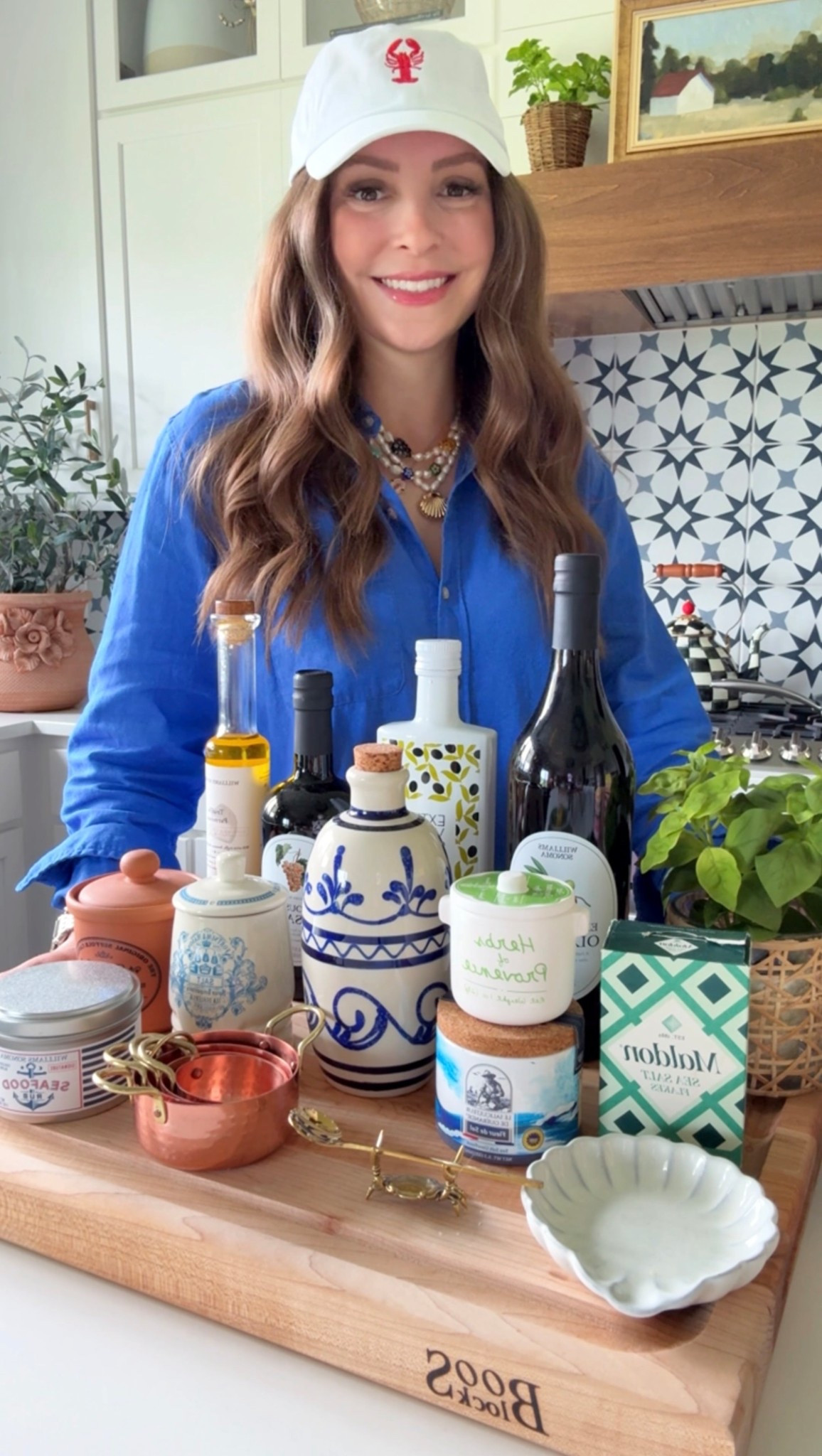 Williams Sonoma essentials, Nancy Meyer’s kitchen, kitchen essentials, butchers block, wood cutting board, Boos Block, olive oil, sea salt, Martha Stewart, Ina Garten, barefoot contessa 

I love having a butchers block next to the cooktop with all of my favorite essentials on it! Looks pretty on display! Like a cozy Nancy Meyers kitchen🤍 add all of your essentials like olive oil, sea salt, seasonings, etc that you most often use, easy to grab! Boos Blocks are my favorite! So classic. 

#LTKFindsUnder50 #LTKHome #LTKFindsUnder100