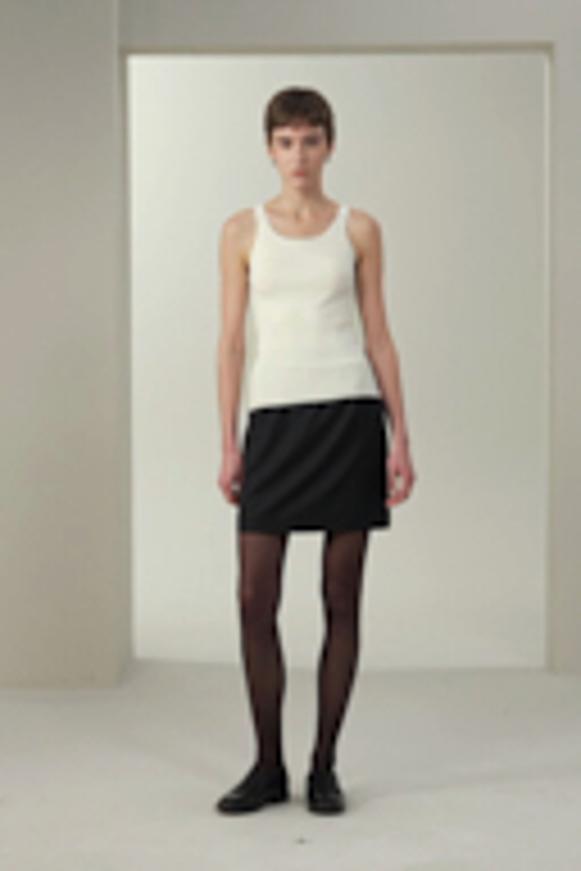 Silk-Wool Blend Short Pencil Skirt | LilySilk