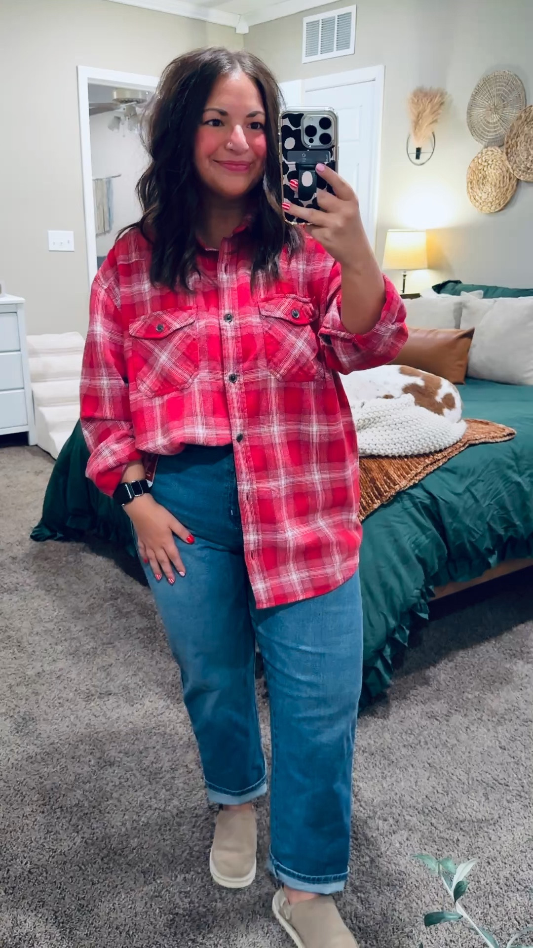 slip on shoes: fit oversized // wearing a kids 2 (linking adult size below)
jeans: fit true to size // wearing a 14 (full length)
flannel: fits true to size // wearing a large 

 

#LTKSeasonal #LTKMidsize #LTKFindsUnder50
