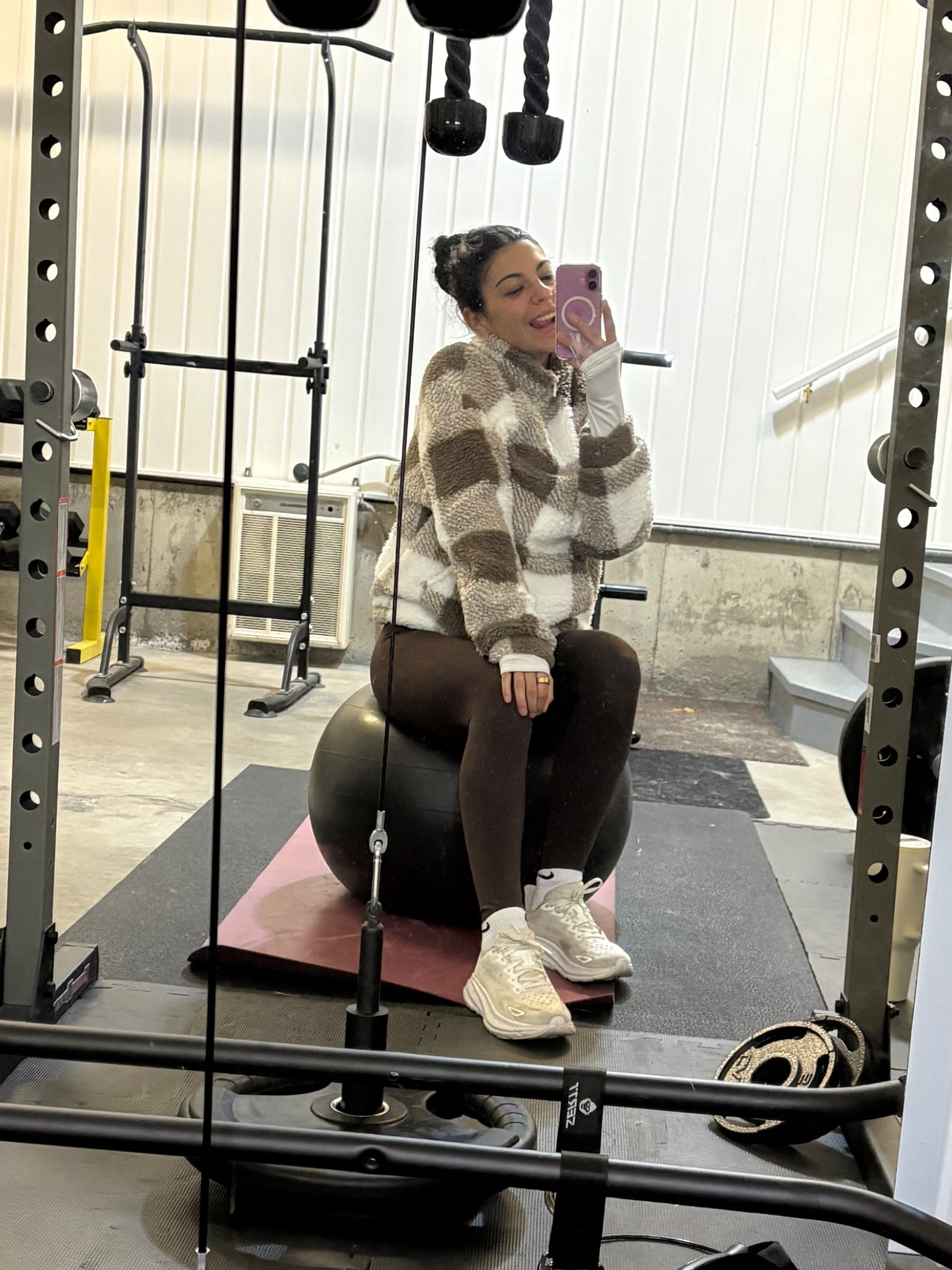 Core & cardio today and of course we are cozy 

SHEIN fuzzy sweater
CRZ yoga set (from Amazon)
Hoka Clifton sneakers 

#LTKwinter #LTKcanada #LTKfitness