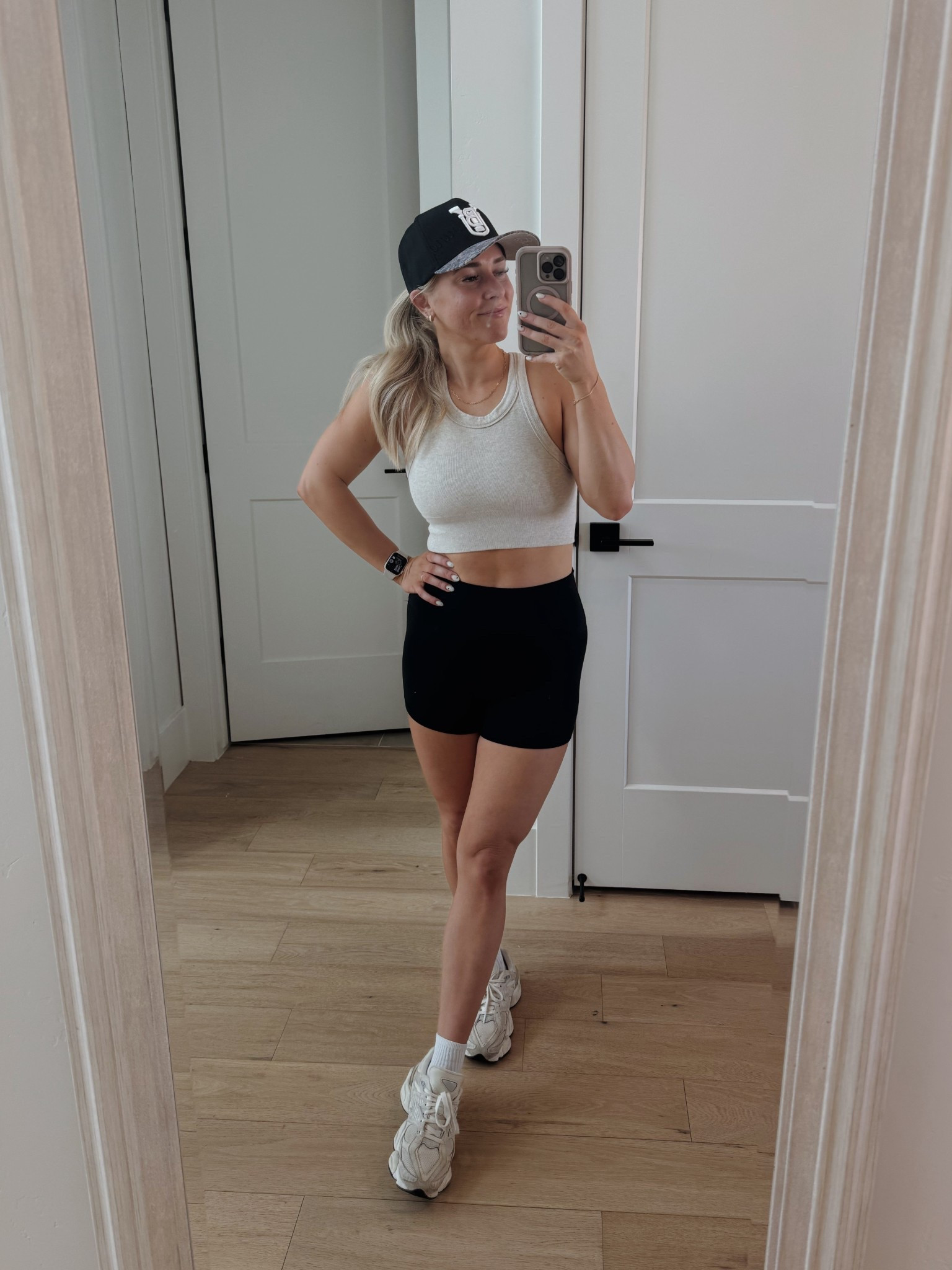 #gymfit #alobra #lululemon #newbalance 