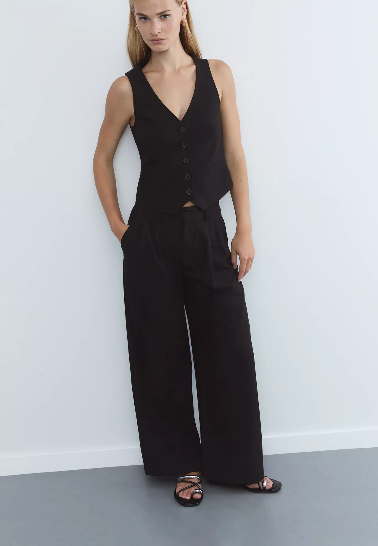 Super wide-leg adjustable trousers | Stradivarius (UK)