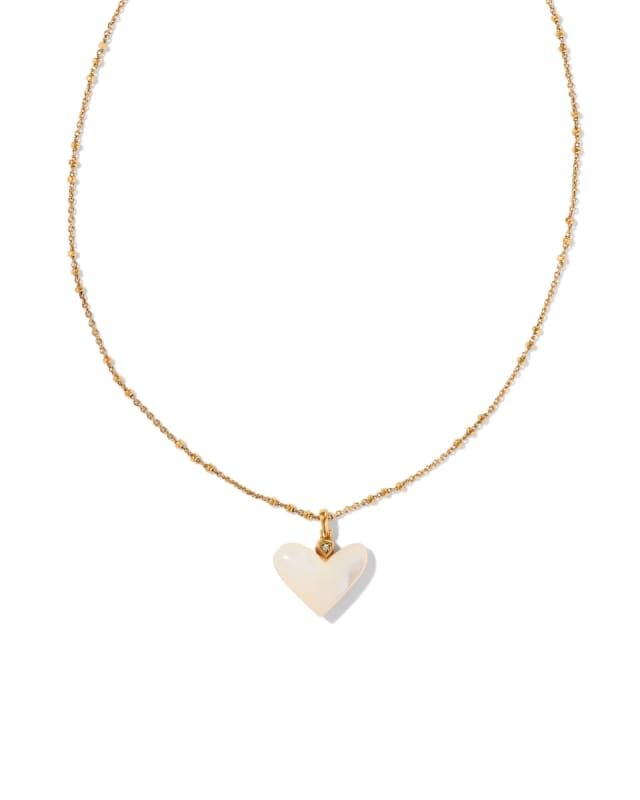 Poppy Vintage Gold Short Pendant Necklace in Ivory Mother-of-Pearl | Kendra Scott
